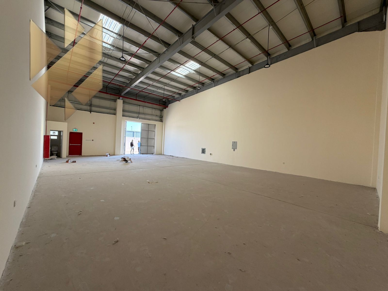 Industrial Warehouses for Rent in Al Suwaidi with Flexible Spaces and 4-Installment Payment Plan