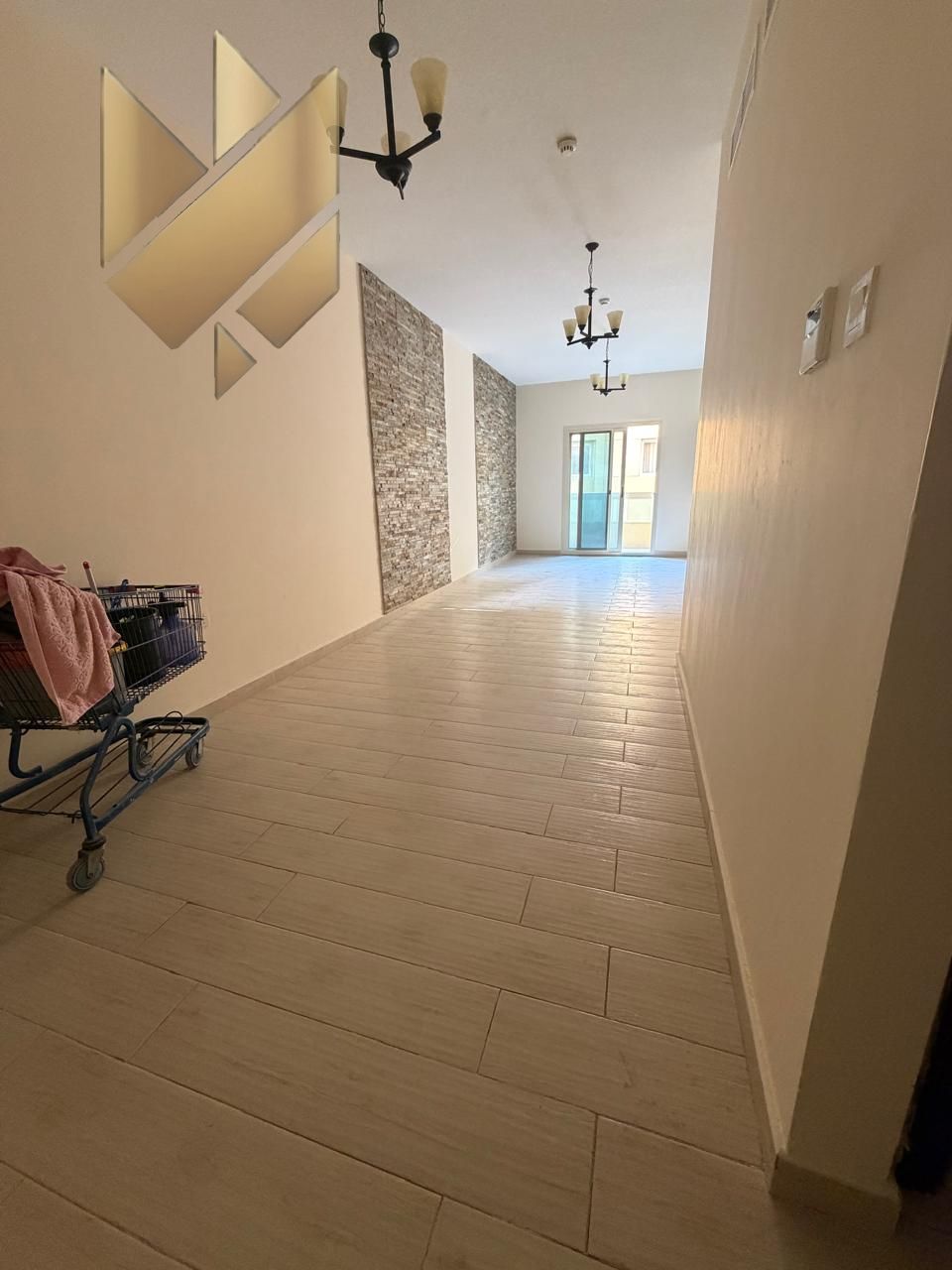 Spacious Two-Bed Apartment with Balcony & Parking Muwaileh