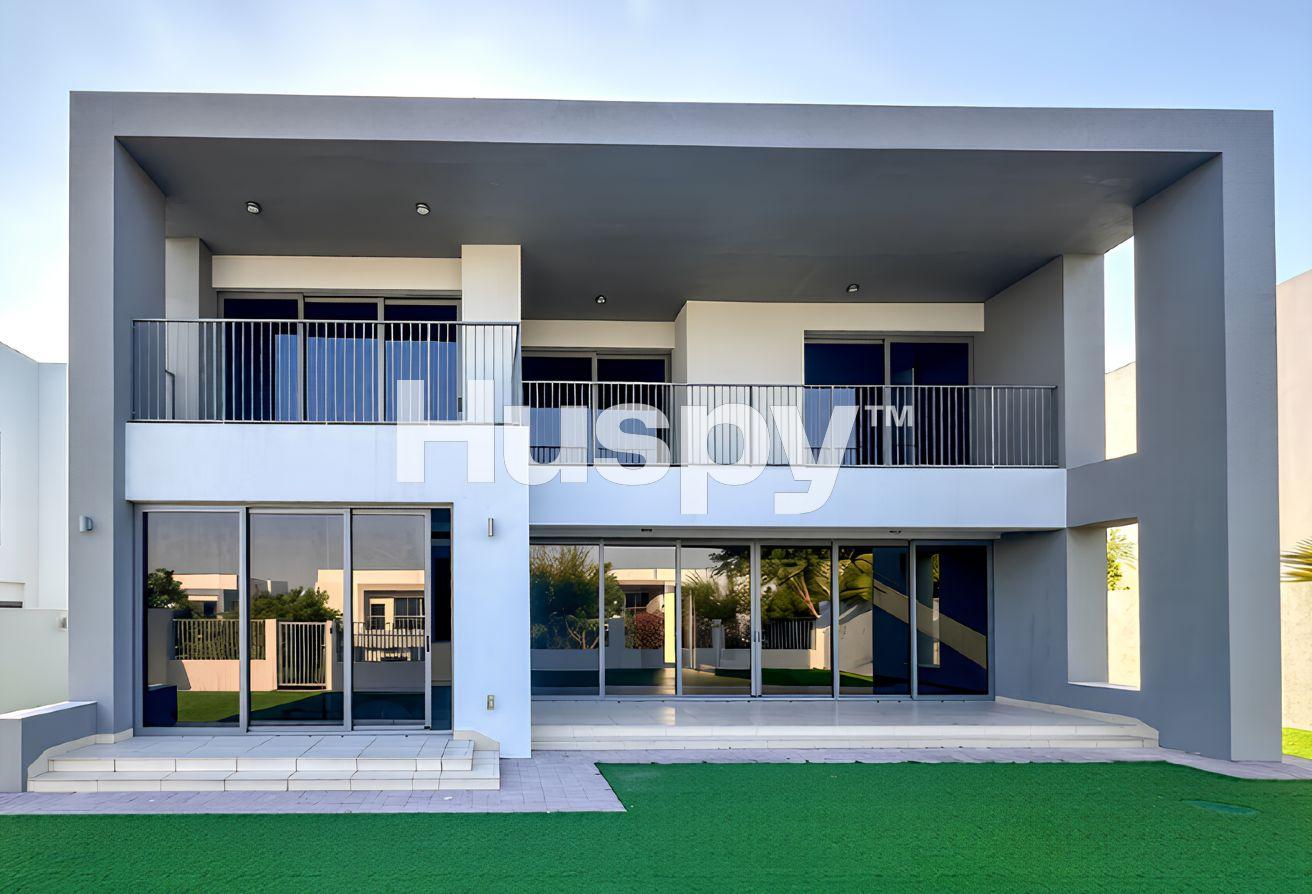 Available Now | Single Row | Near Pool and Park
