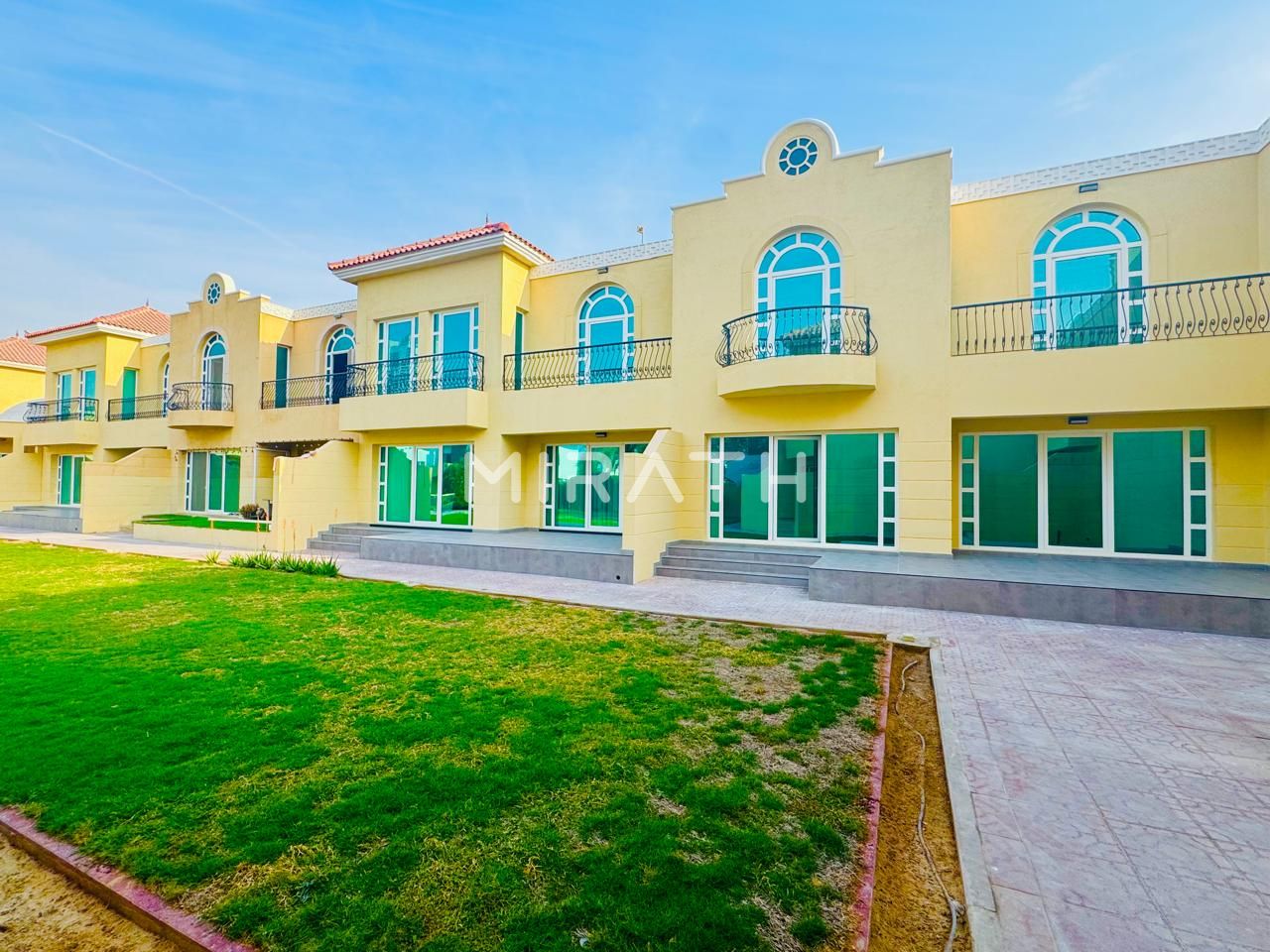 Bright Villa | Pool & Gym | Close to Amenities