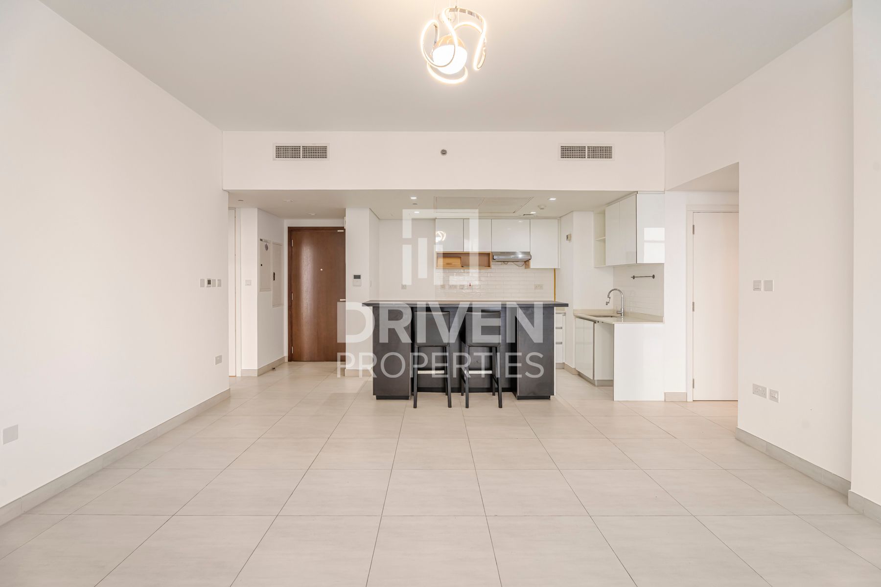 Spacious 3BR with Maids Balcony | Ready to Move In