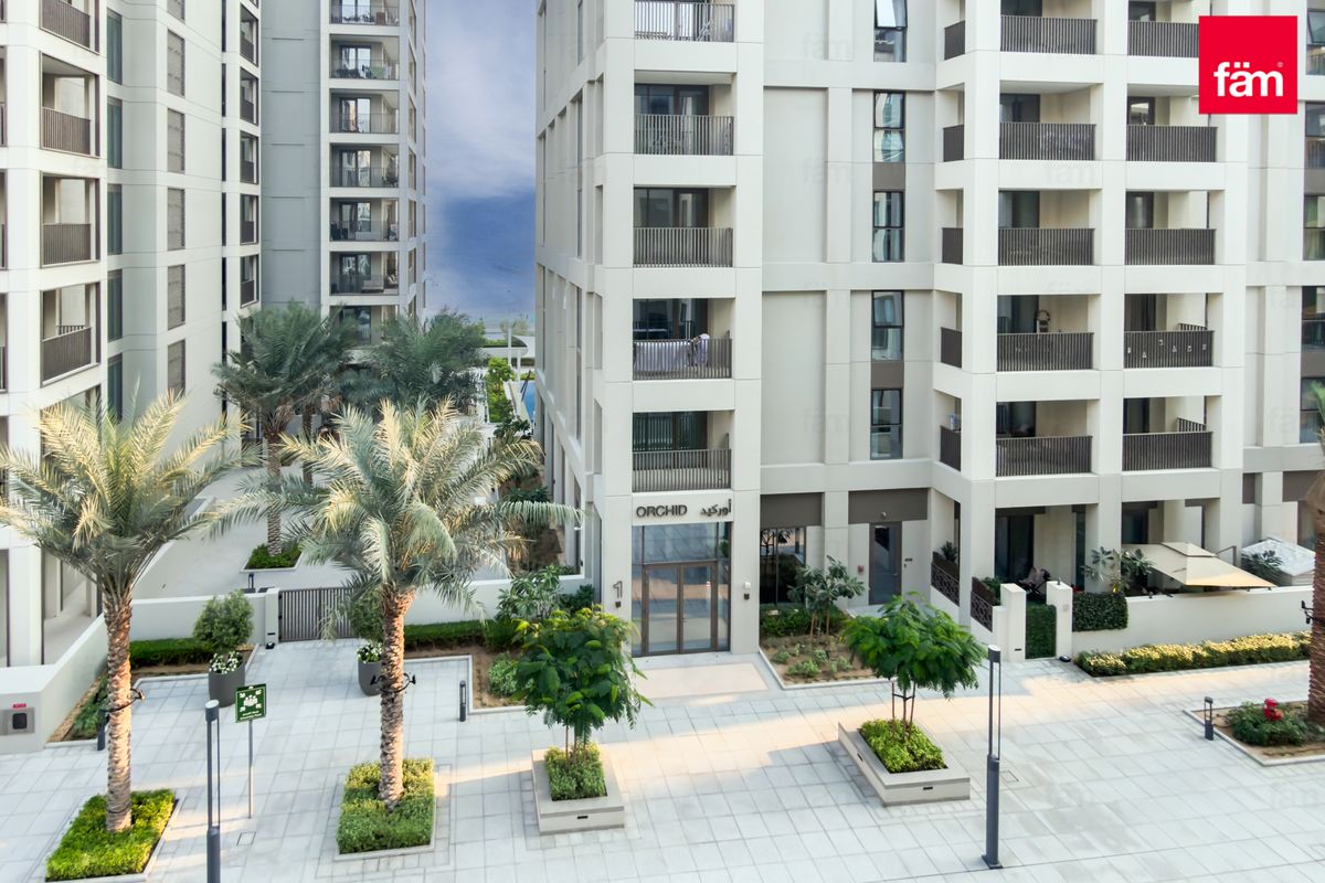 comunity view | unfurnished | vacant on transfer