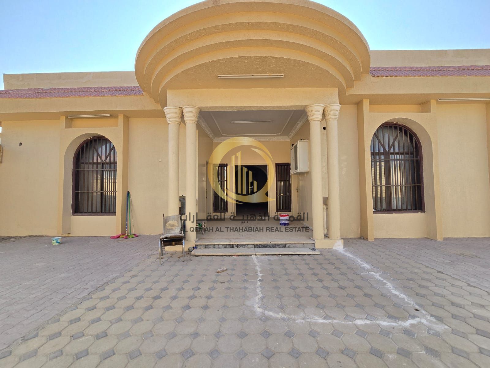 Villa for sale in Al Nakheelat On Jar Street Area: 7,500 sq ft