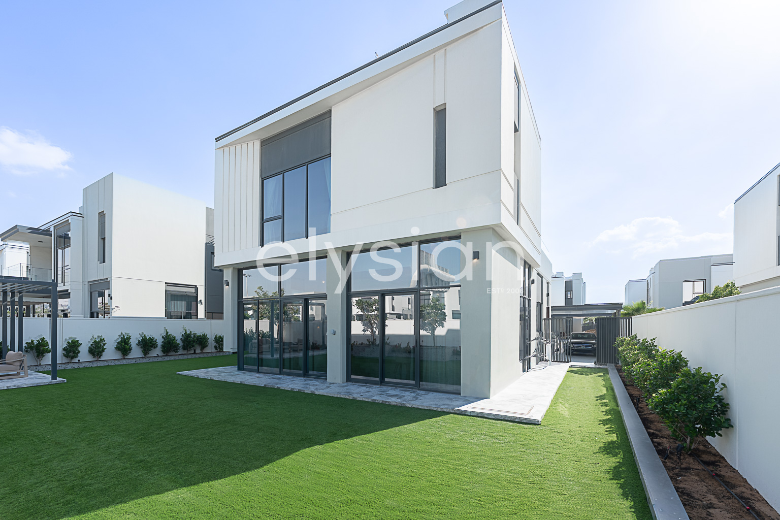 Landscaped | Bright and Spacious | Single Row