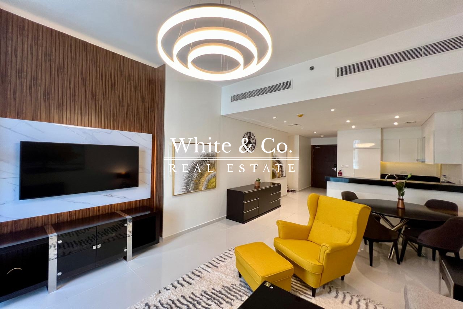 Golf View | Upgraded Unit | Chiller Free
