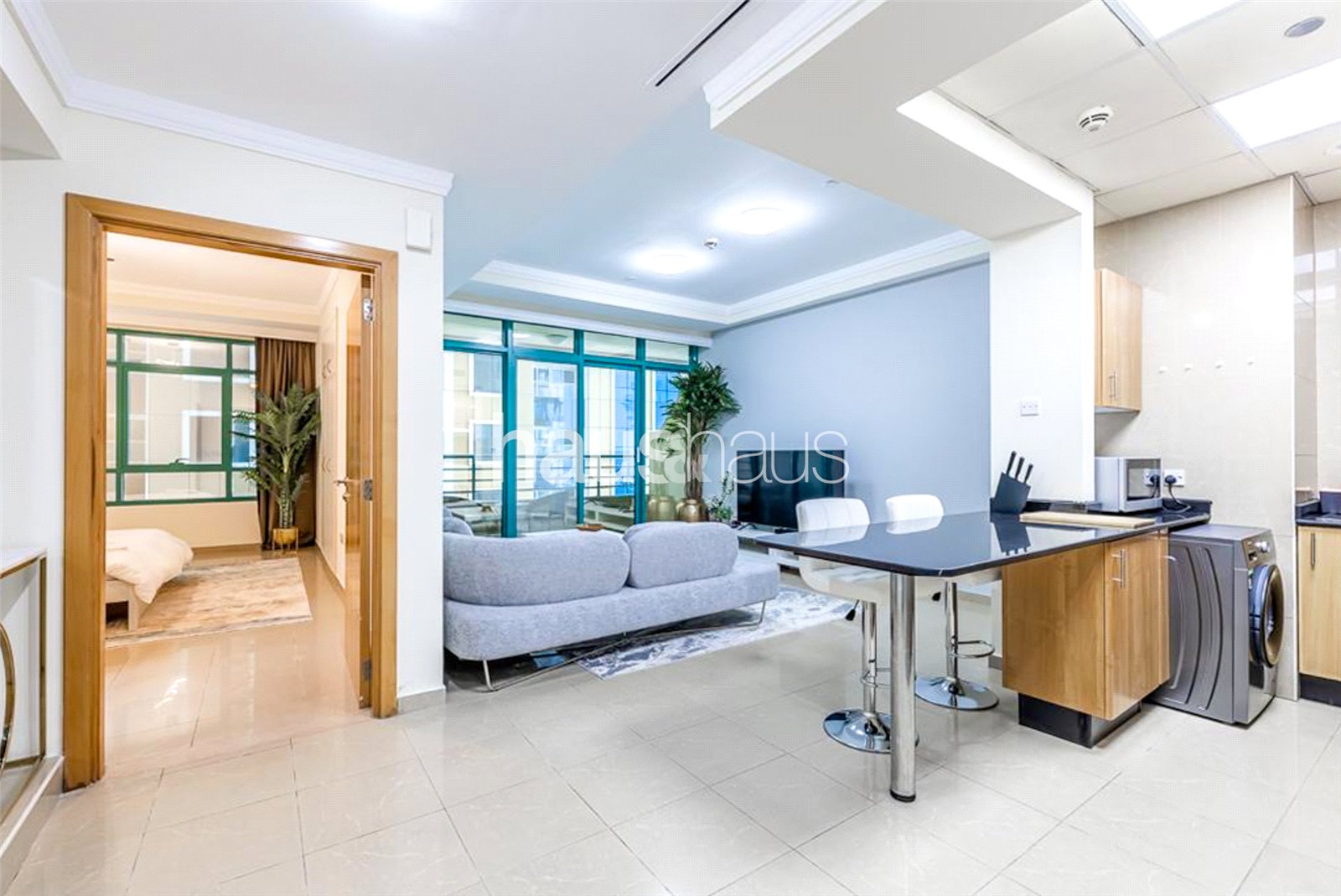 Spacious | Partial Sea Views | Furnished