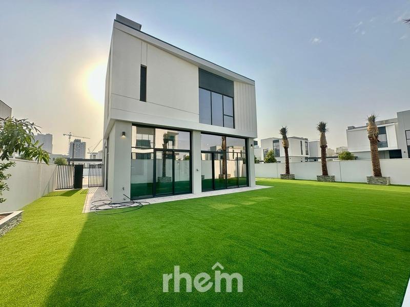 TYPE A | CORNER VILLA | FULLY LANDSCAPED