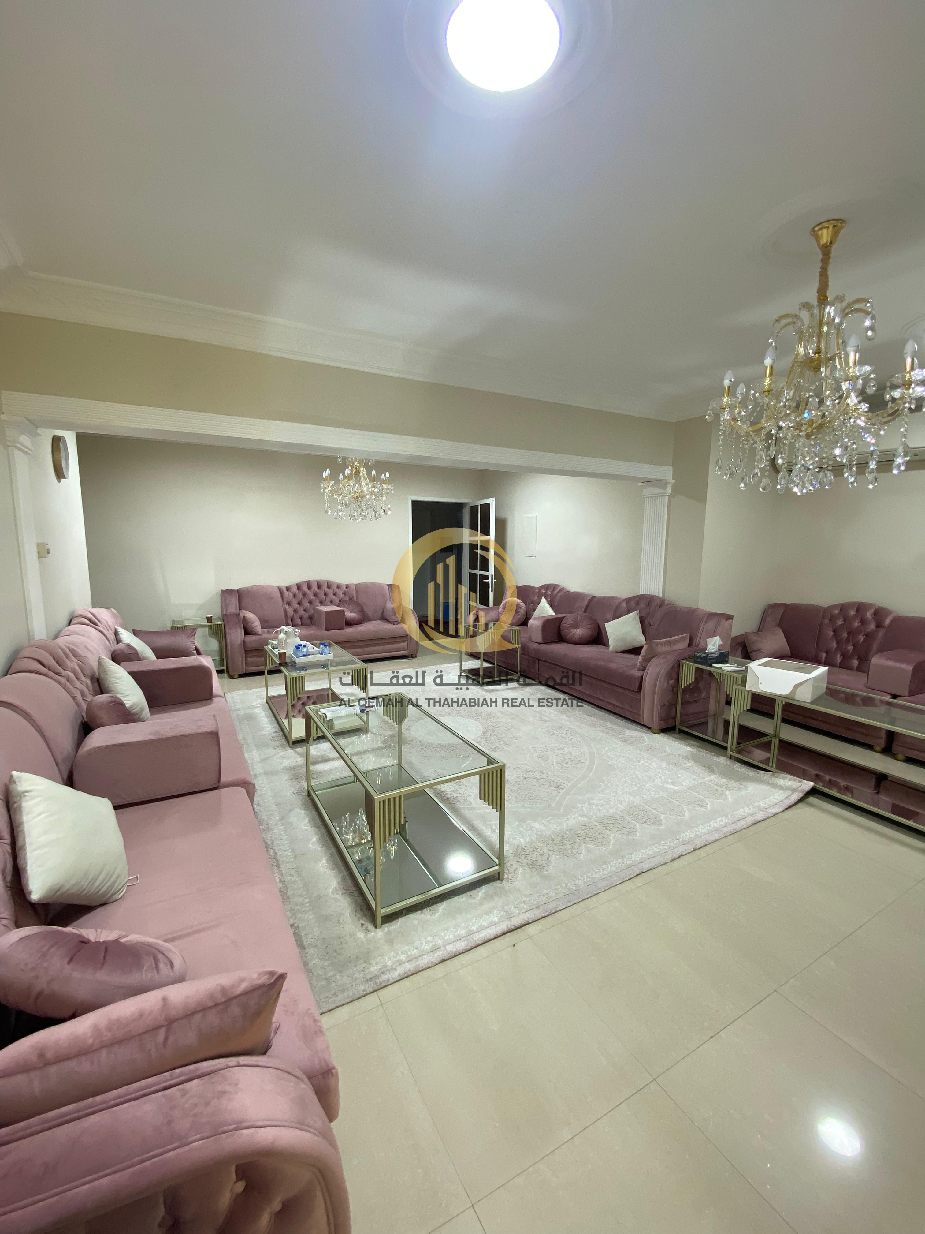 For sale: corner house on a street and alley in Riffa. Excellent location near the park and mosque. Land area 12,000 sq ft.