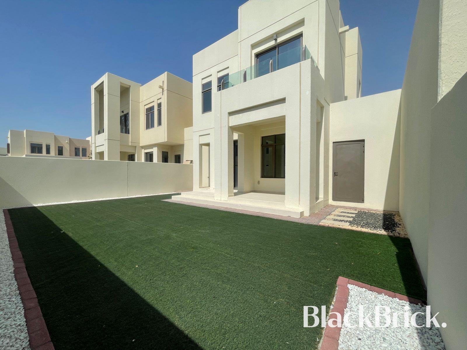 Vacant | Close to Amenities | 3 bed