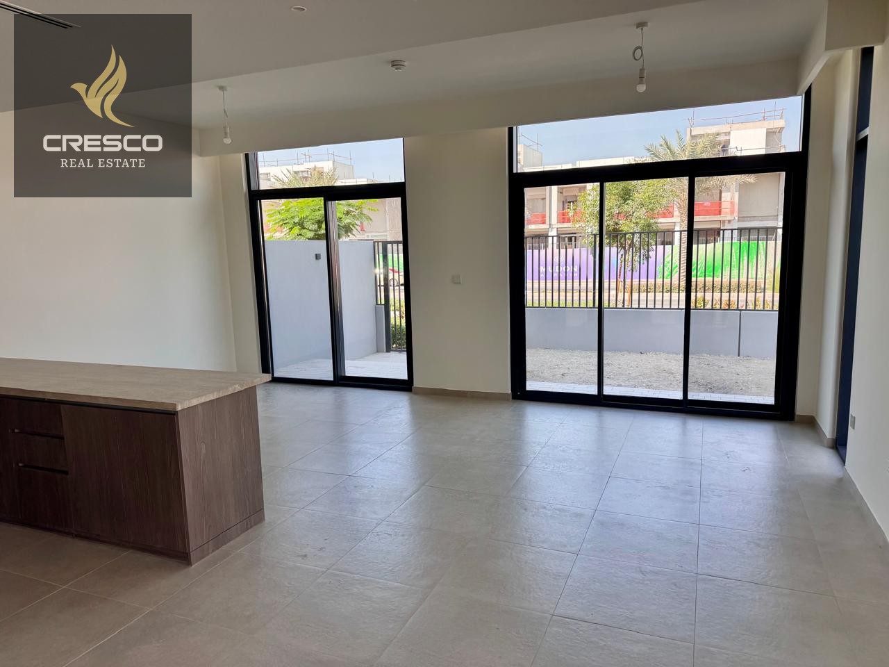 Spacious Villa | Corner Unit | Fitted Kitchen