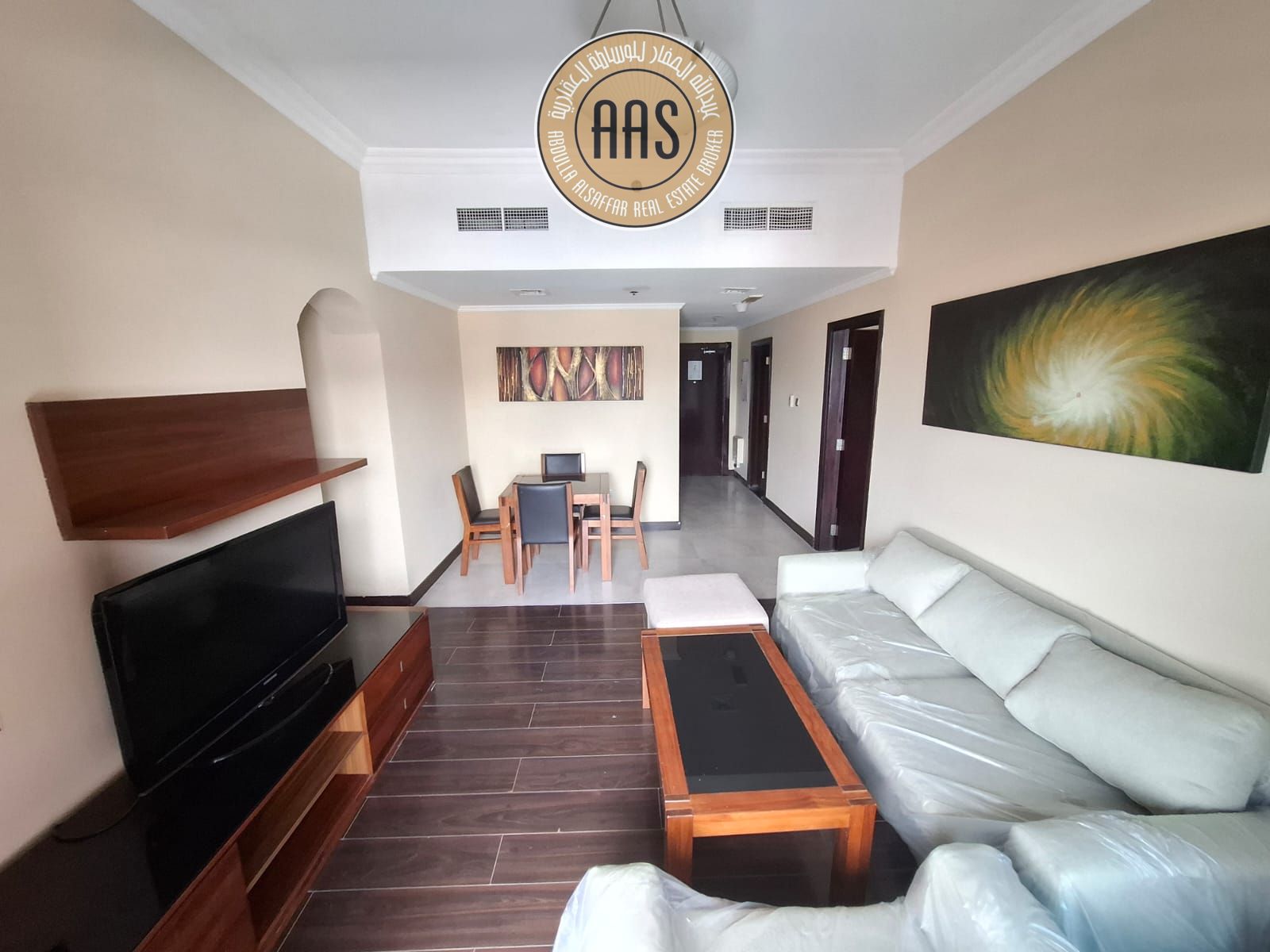 Chiller free fully furnished luxurious huge 2bhk with all amenities
