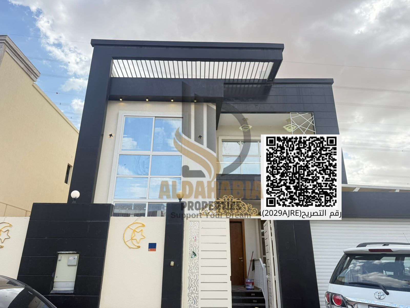Villa for Rent in Al Yasmeen 5 Master Bedrooms