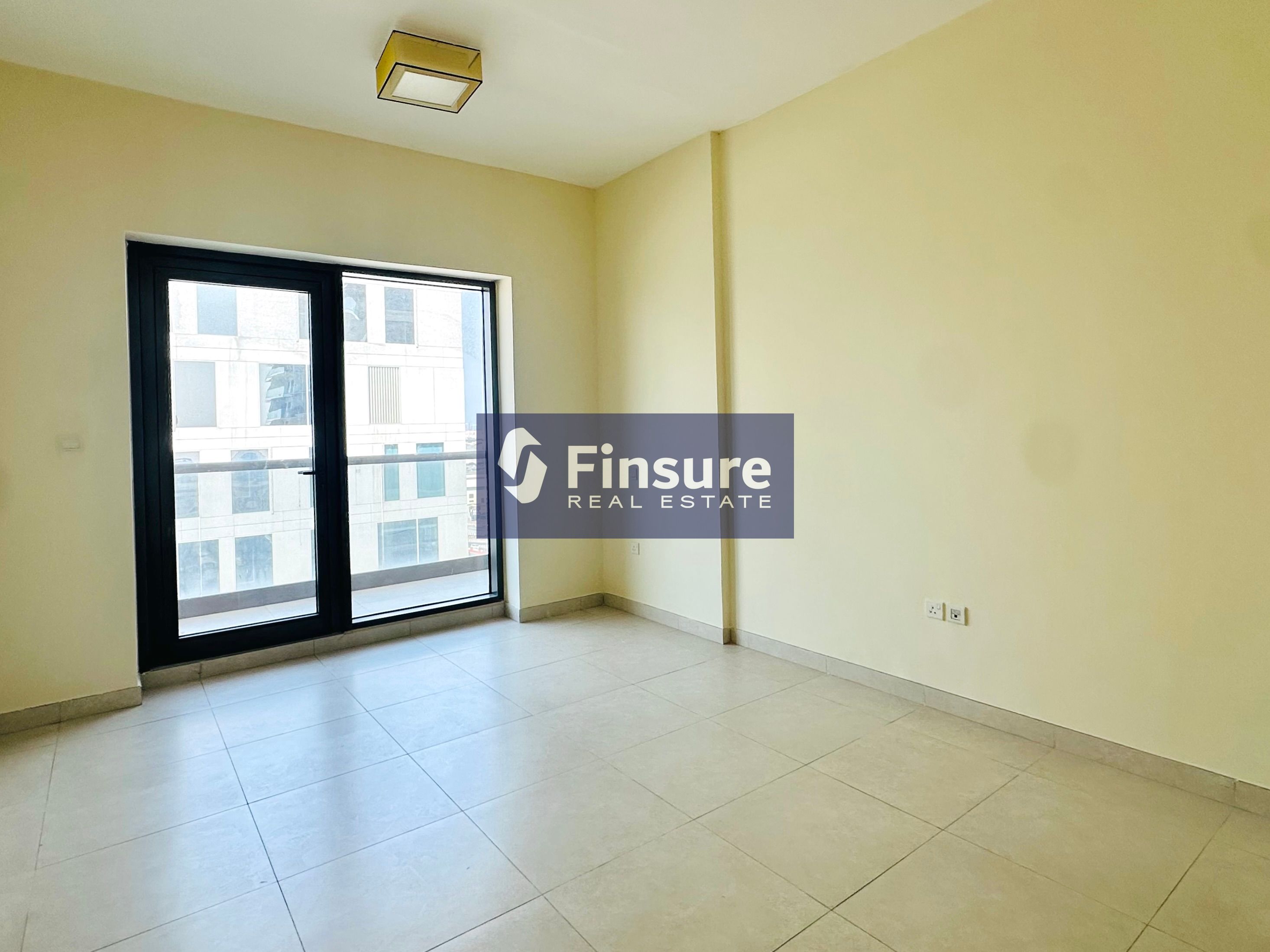 1 BEDROOM WITH BALCONY FOR FAMILY | FREE CAR PARKING ji