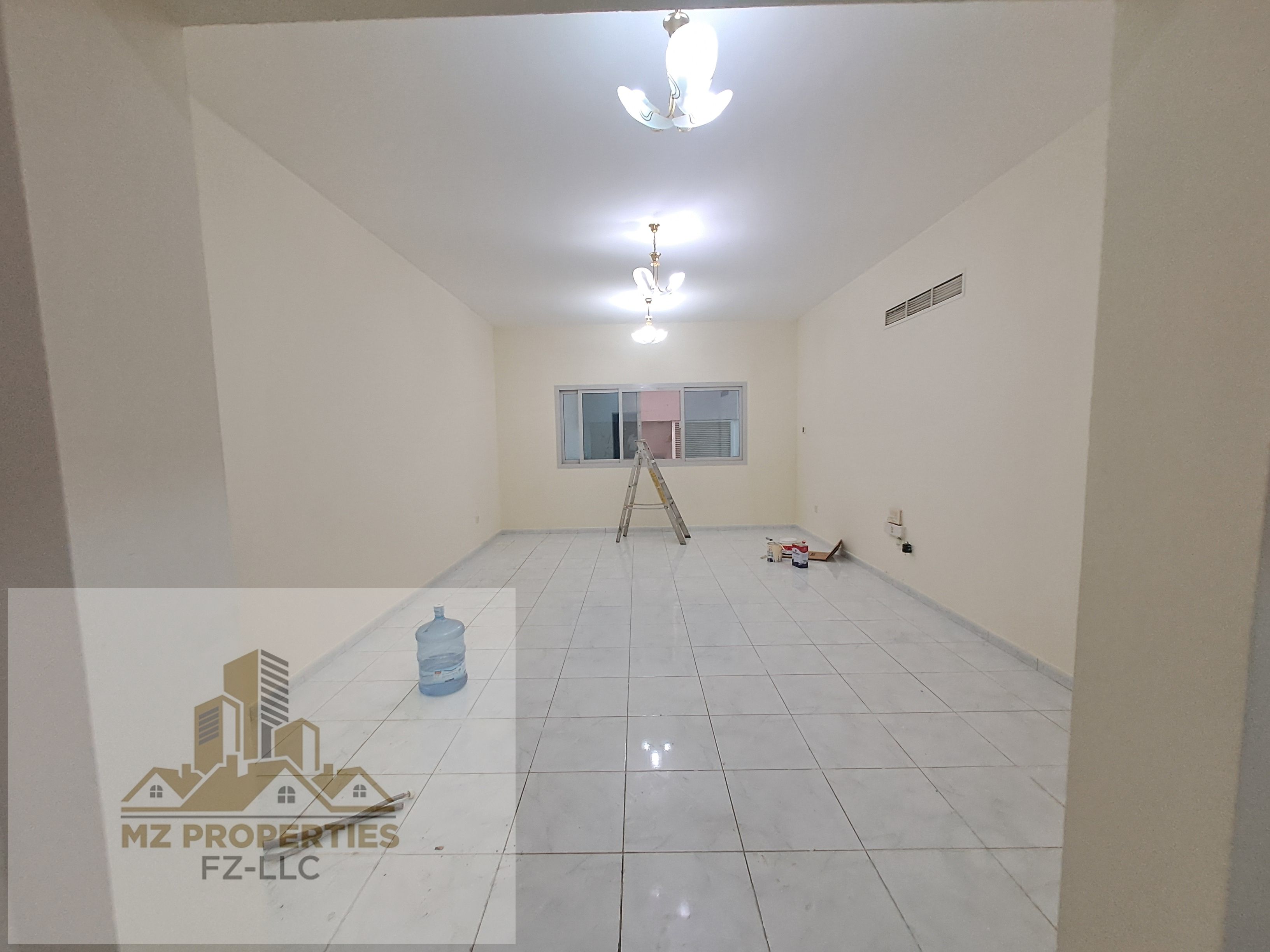 LIKE A NEW BUILDING ! FANTASTIC 2 BEDROOMS HALL ! IDEAL LOCATION ! REASONABLE PRICE ! IN 38999