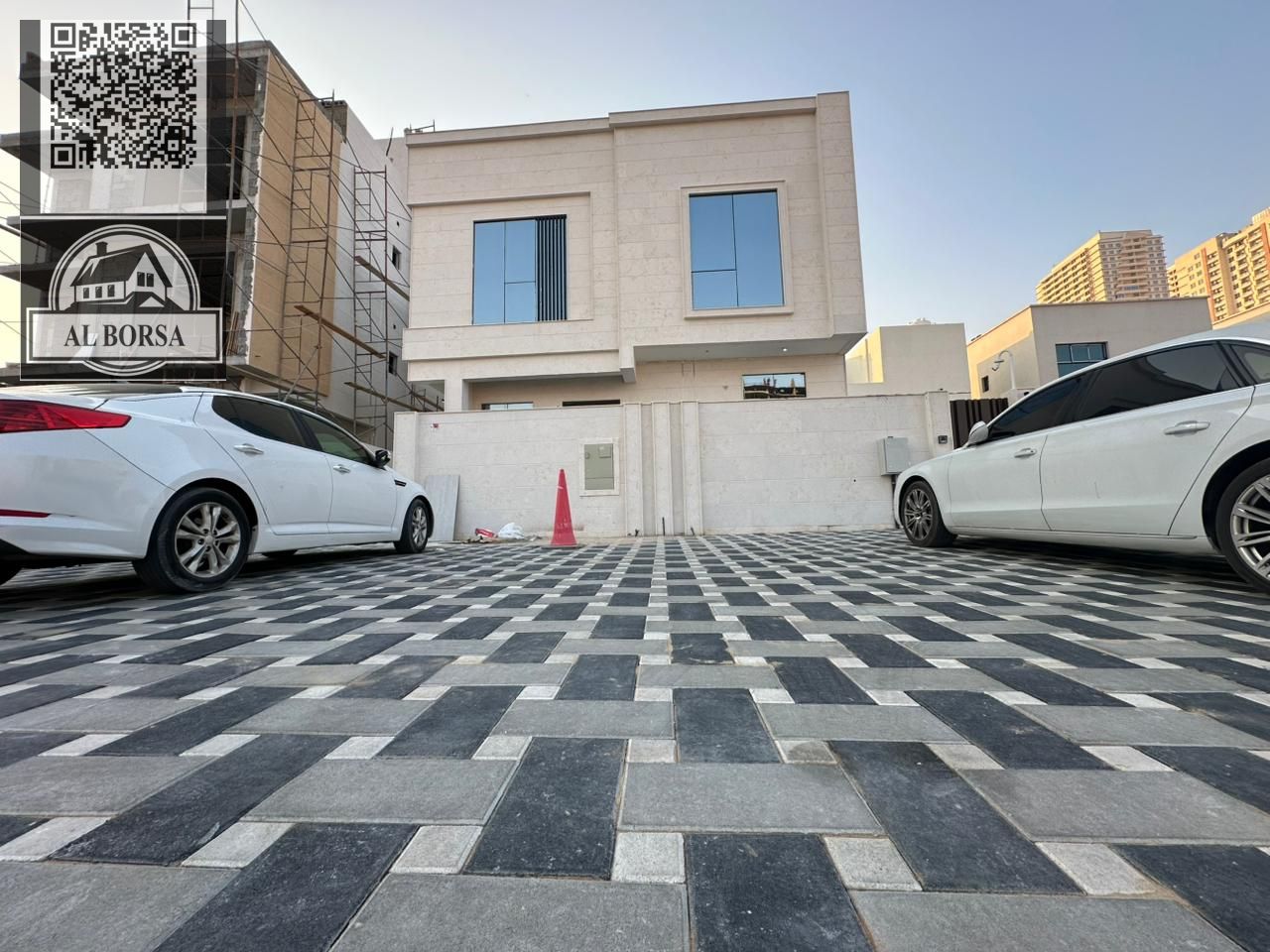 Villa for rent – Al Amrah, Ajman | First occupancy | 6 master bedrooms + Majlis + 2 living rooms + Kitchen + Preparation kitchen | Annual rent AE