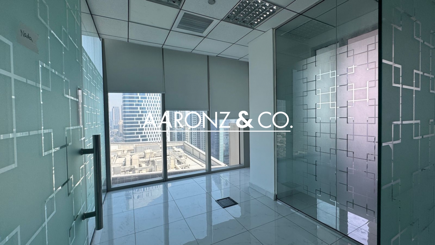 Fitted | Vacant | Bright office
