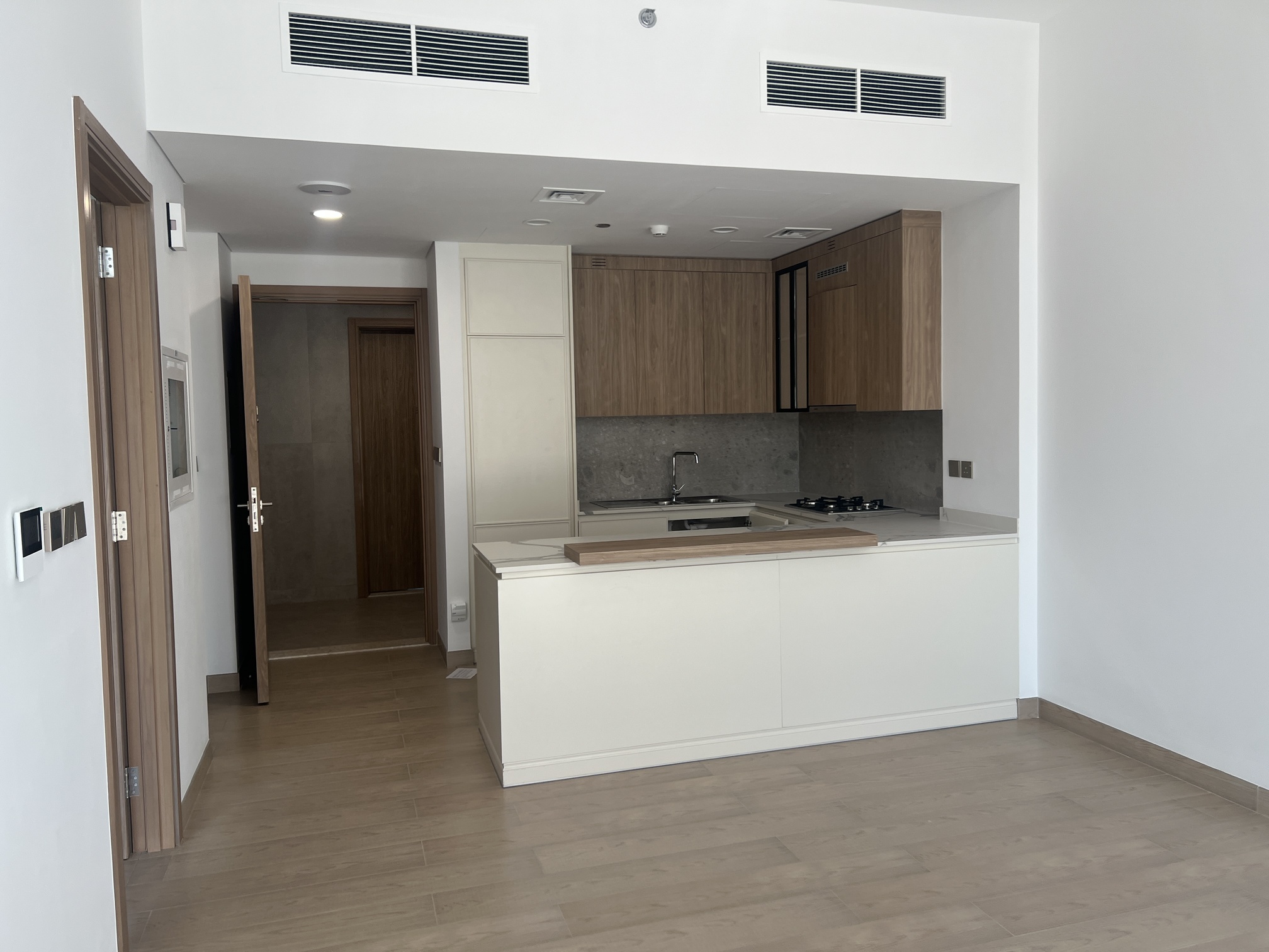 Brand New | Terrace | Fitted Kitchen | Park View
