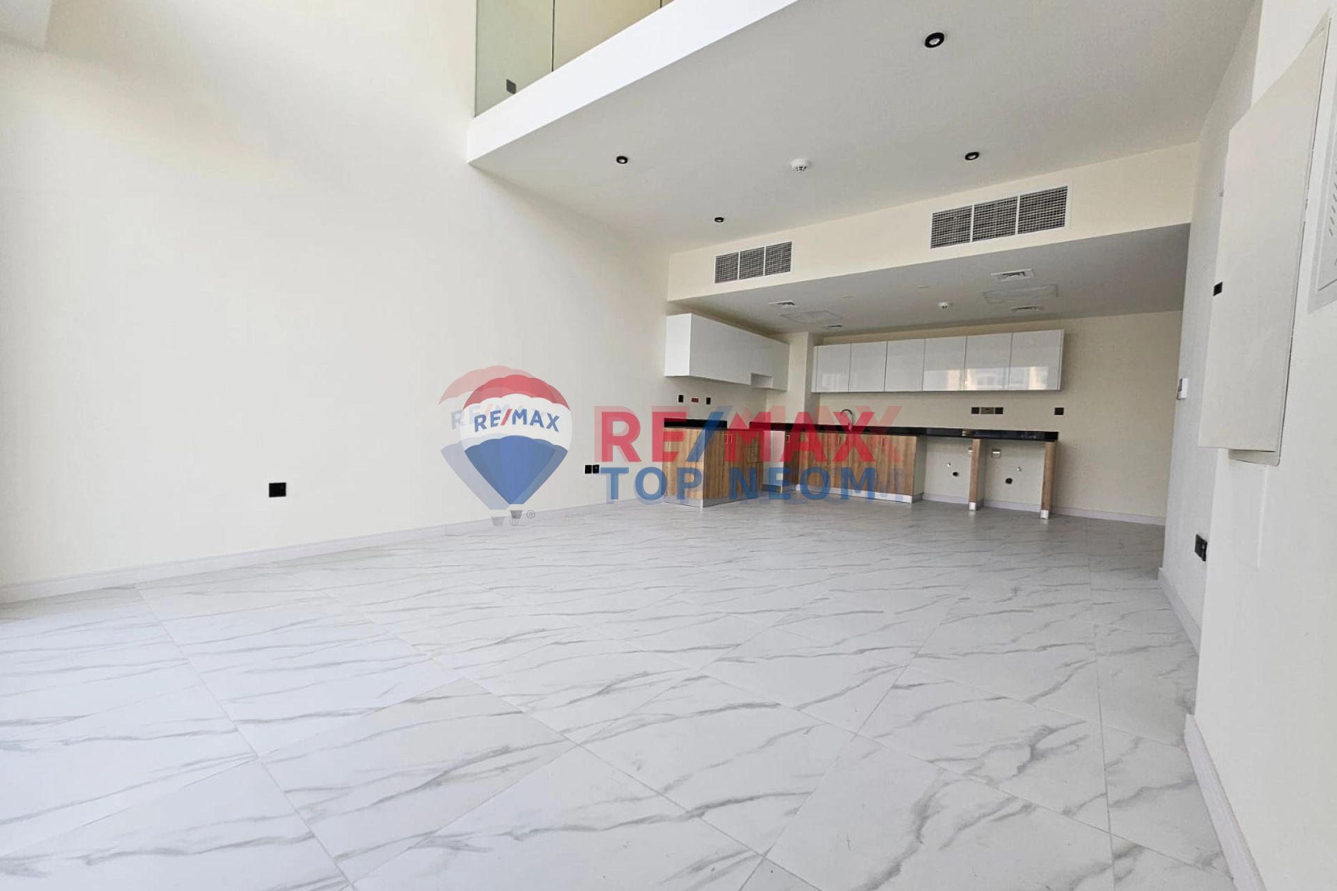 Gated Community | LOFTS Townhouse | READY TO MOVE