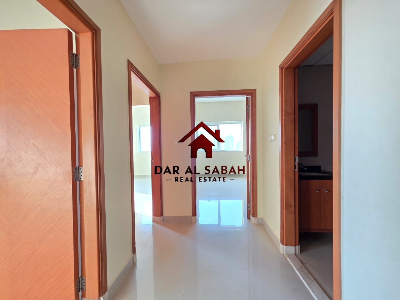 Stunning and luxury 3bhk•Free parking•Maids room•Free gym-pool•Built in Wardrobes•Near Dxb Exit in 78k Only
