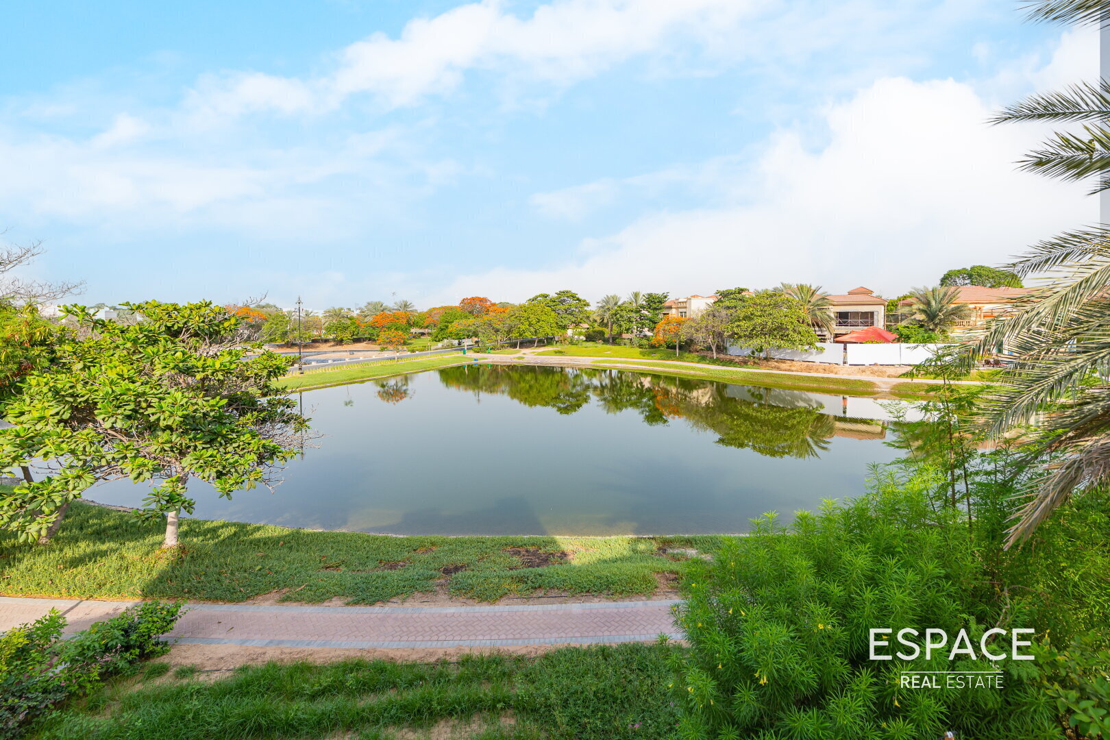 Well Maintained | Private Pool | Lake View