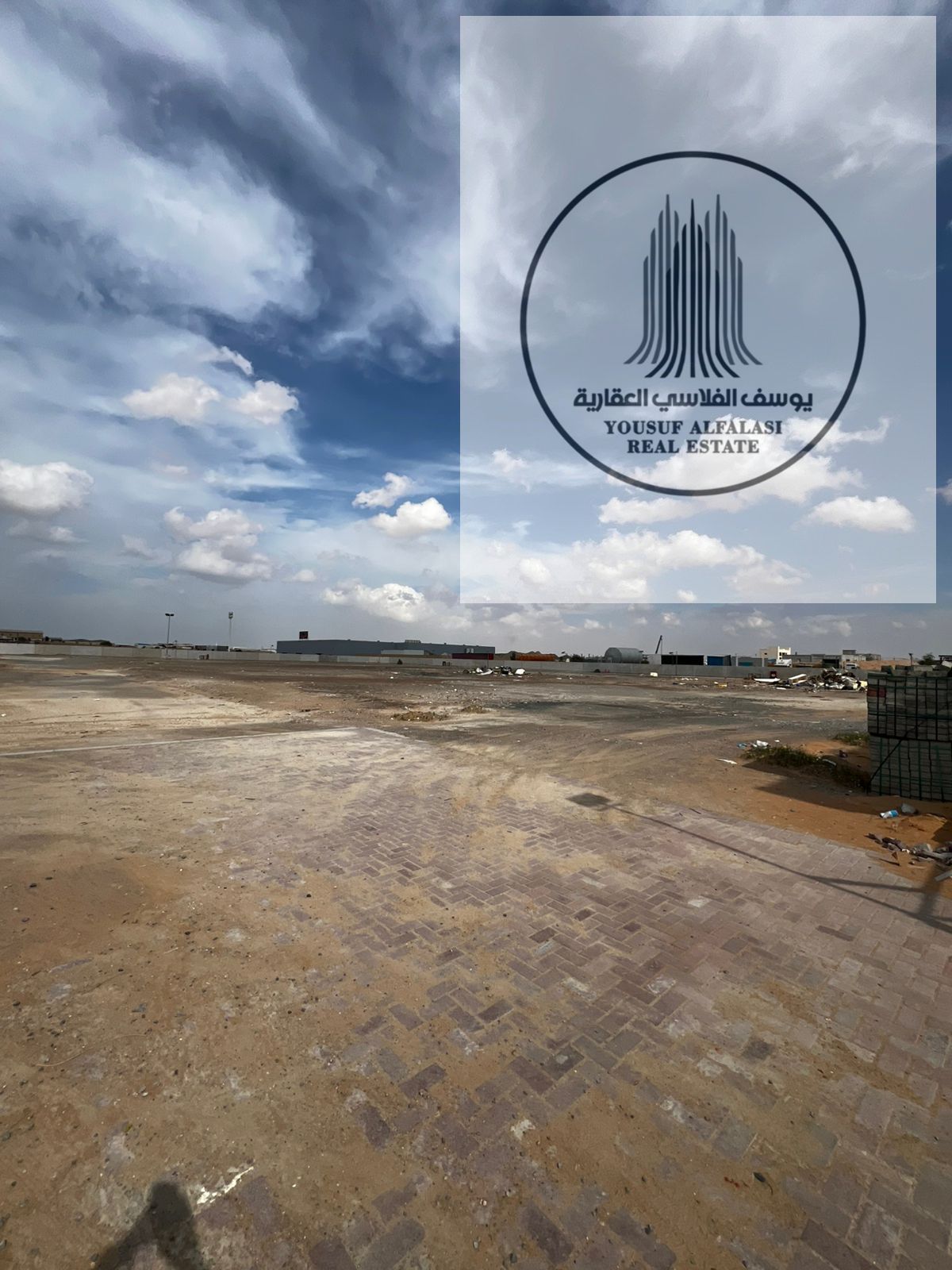 Industrial land for rent, 150,000 square feet | 300 kilowatt electricity. The land can be divided into plots of at least 50,000 square feet.