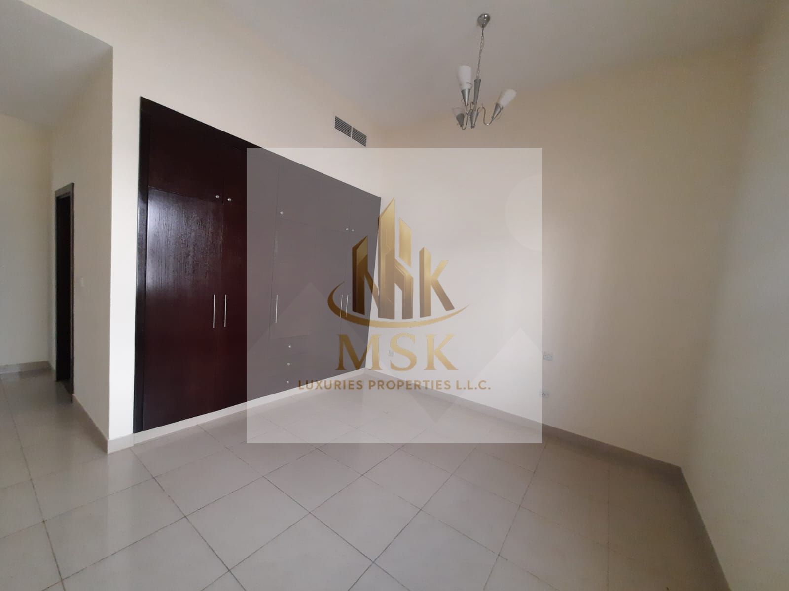 05 bedroom villa | unfurnished ready to move