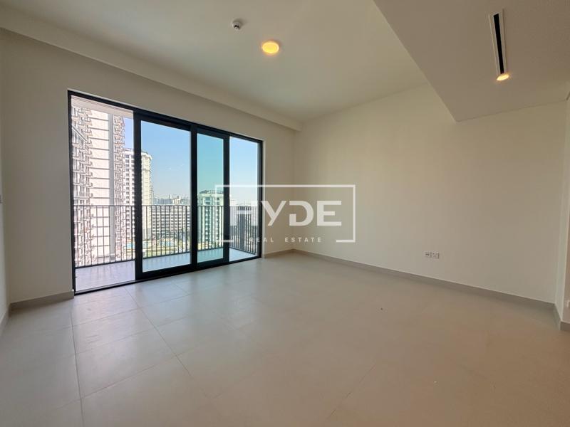 2 Bed | Pool and Park View | High Floor.