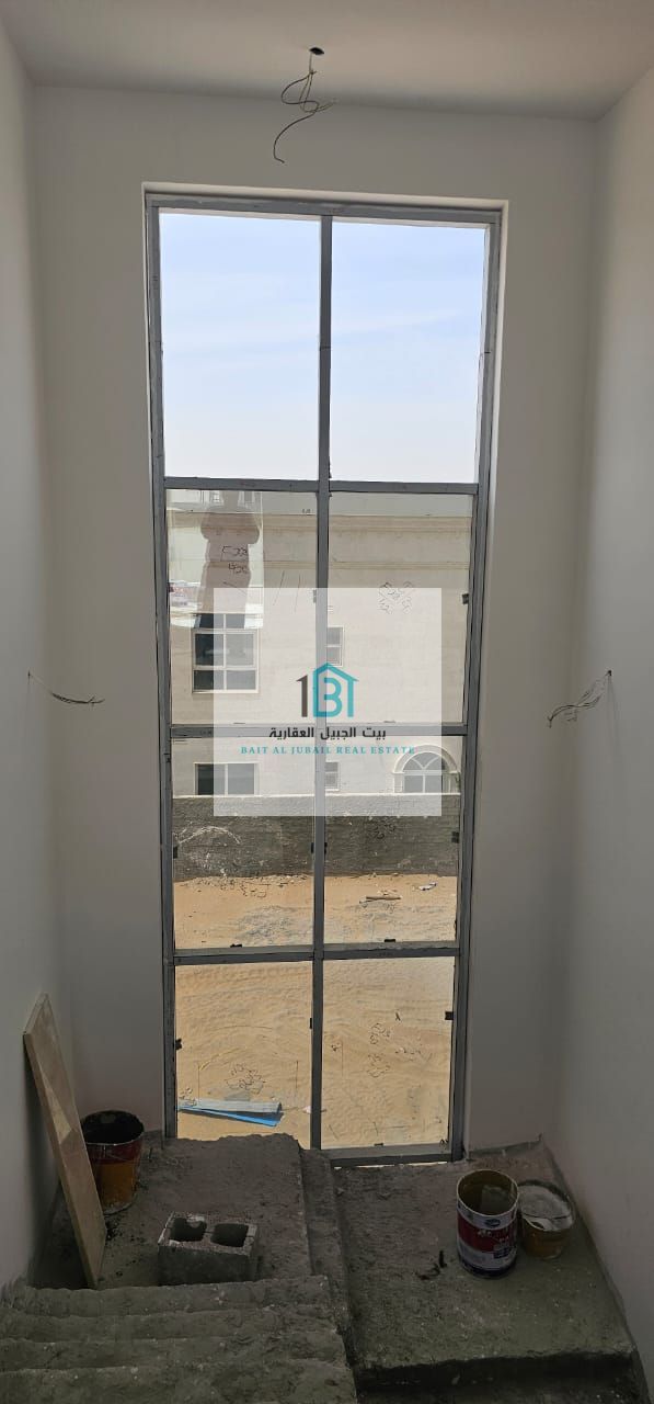 For sale villa in Al Hoshi, Emirate of Sharjah, an area of 5000