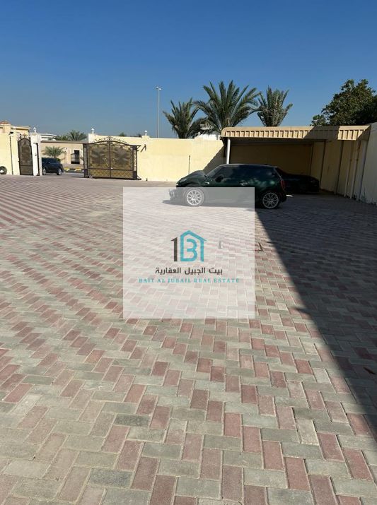 in Sharjah – Al Nouf 3 | Prime Location on Main Road