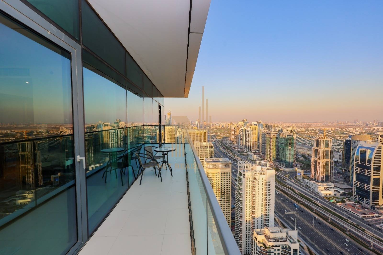 City View | Furnished I Spacious Living