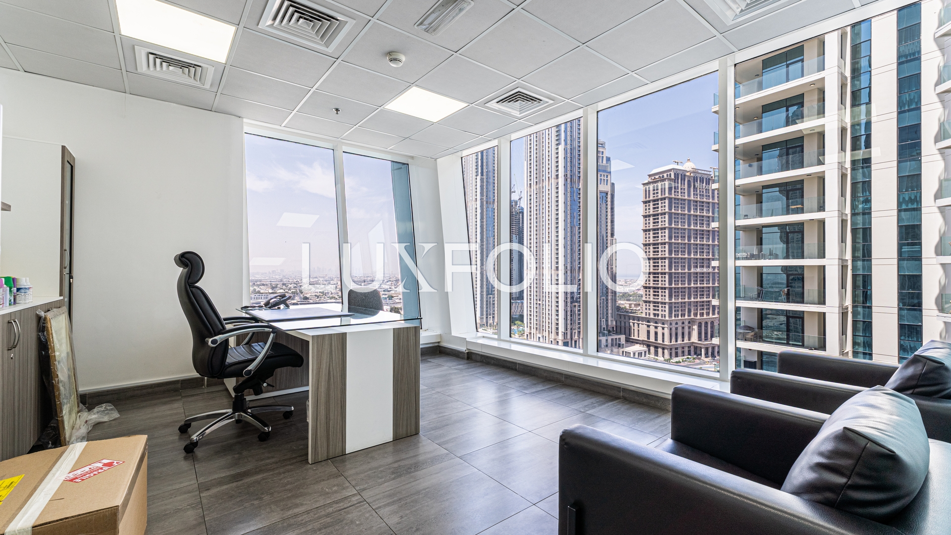 High Floor | Natural Lights | Canal View