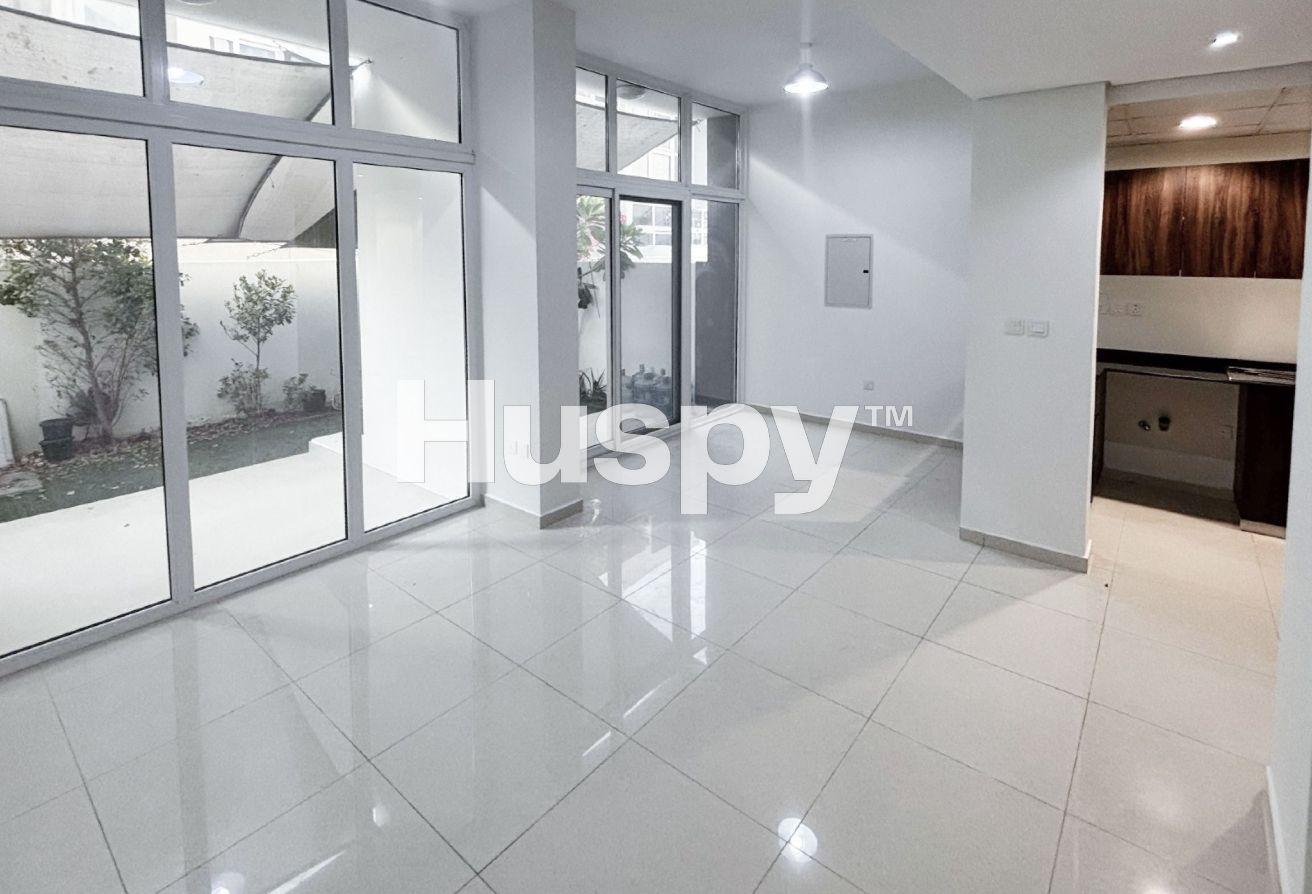 Landscaped | Open Kitchen | Back to Back