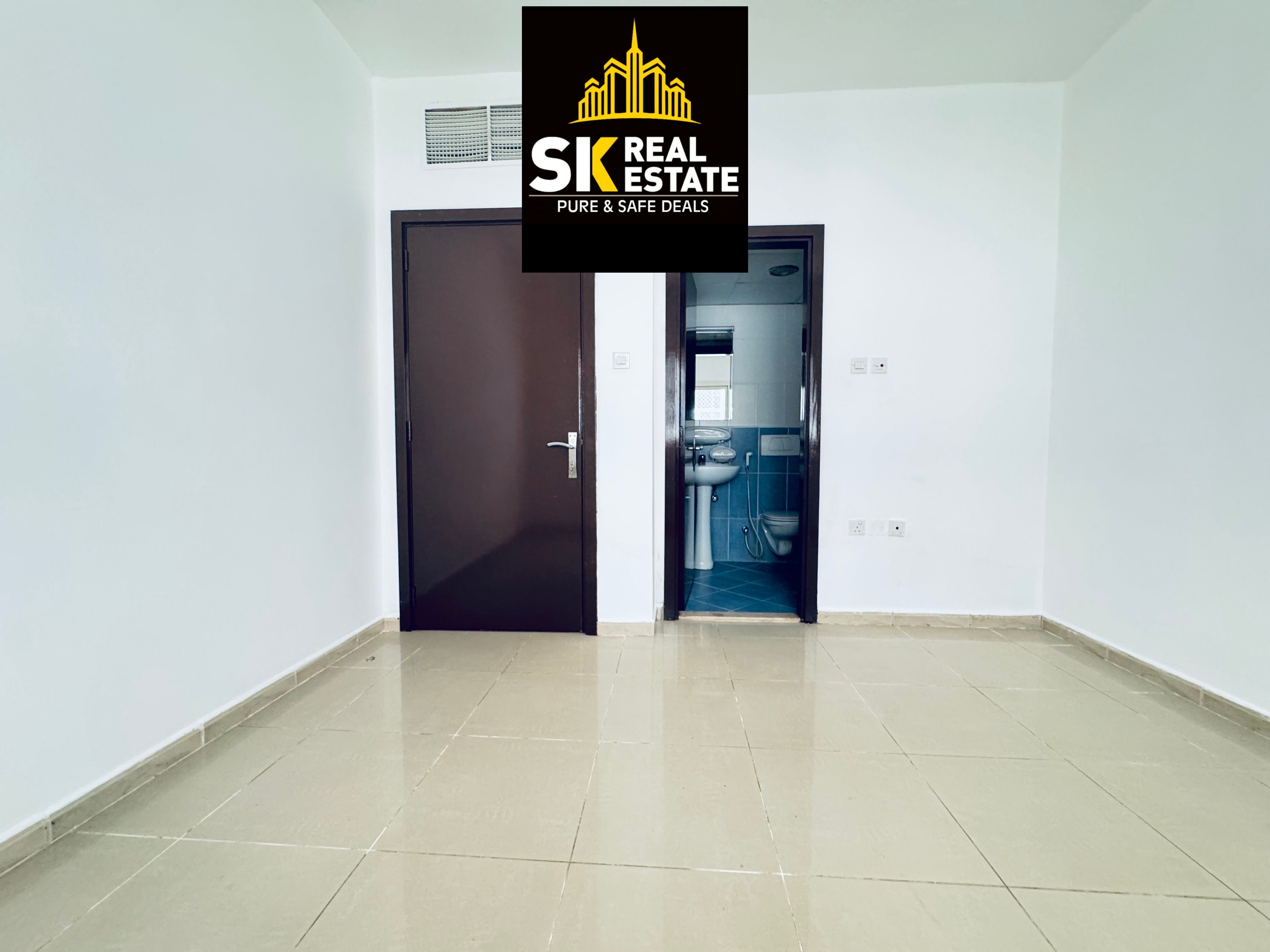 HOT OFFER 1BHK RENT ONLY 37K WITH 2 BATHROOM / NEAR DUBAI EXIT