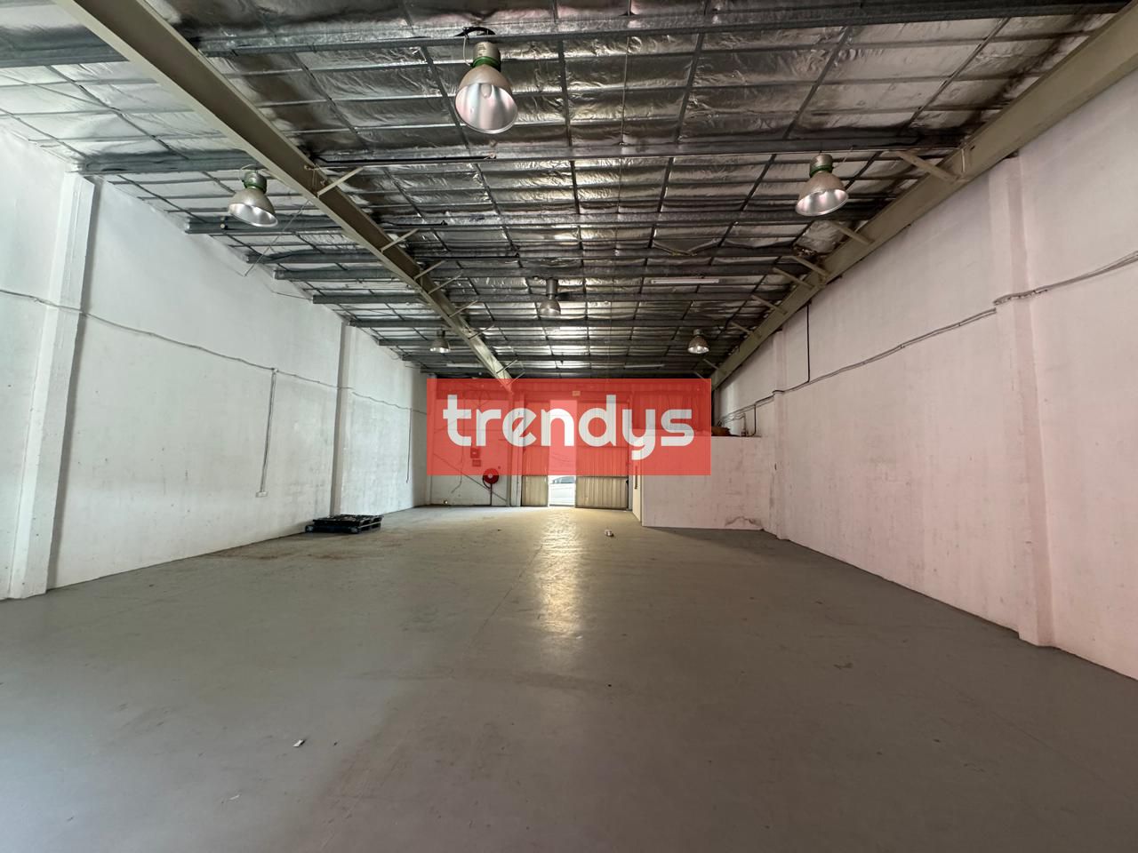 Fully Fitted 2148 SQFT warehouse with office for Rent in Al Quoz