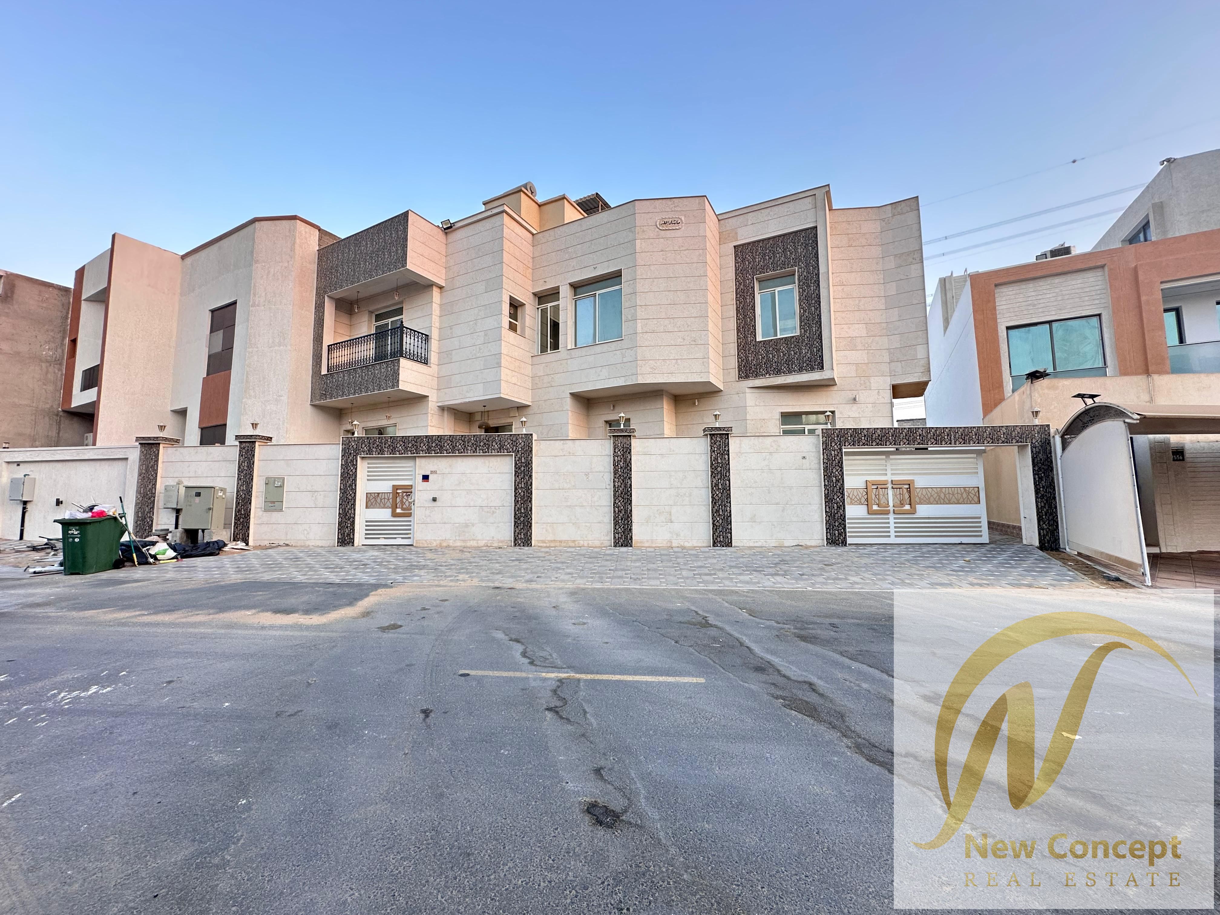 Corner Villa for Sale – Five Bedrooms | Prime Location & Great Price A truly exceptional opportunity to own a luxurious corner villa combining spacio