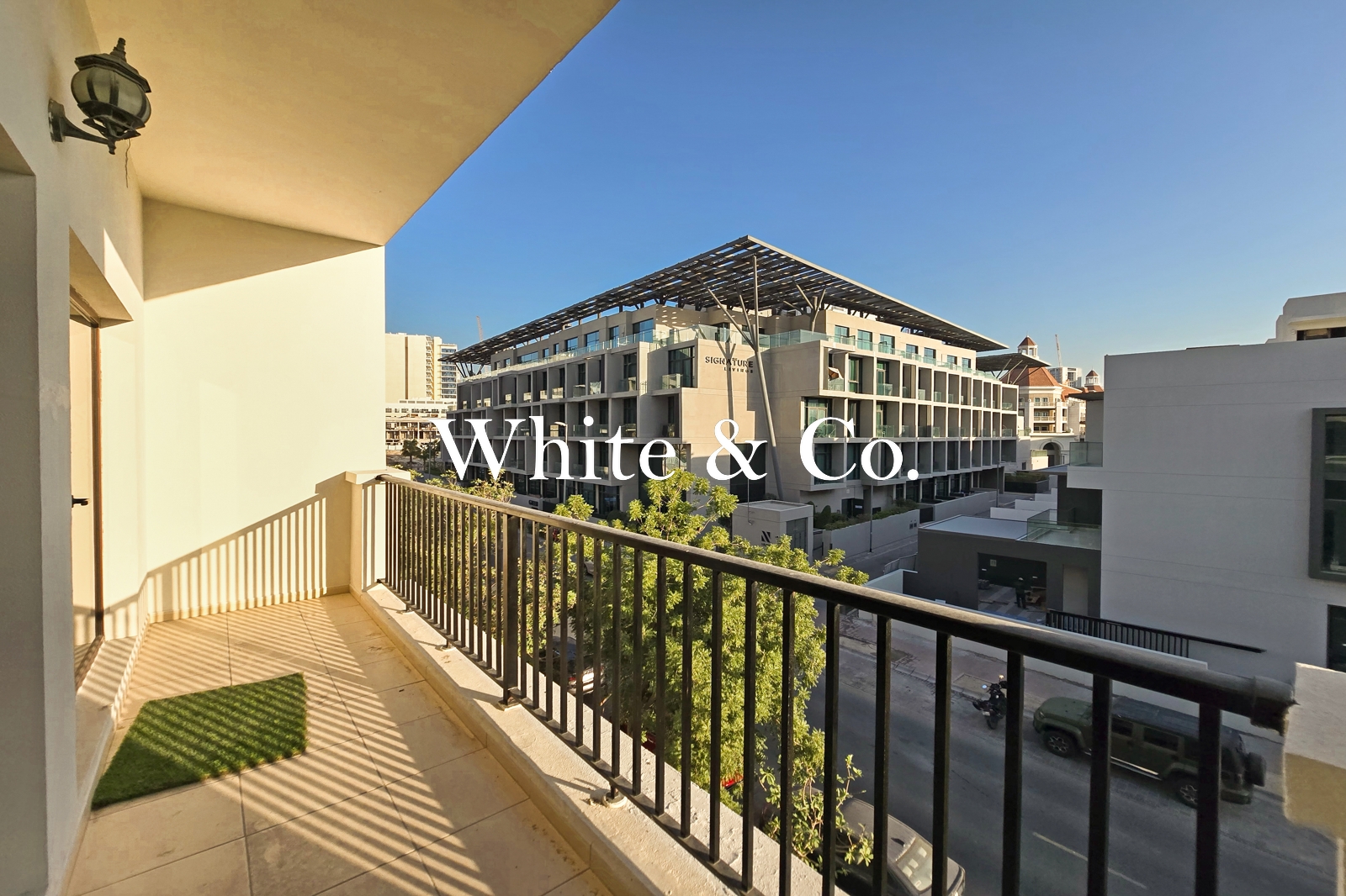 Spacious townhouse| Maid Room | Well Located