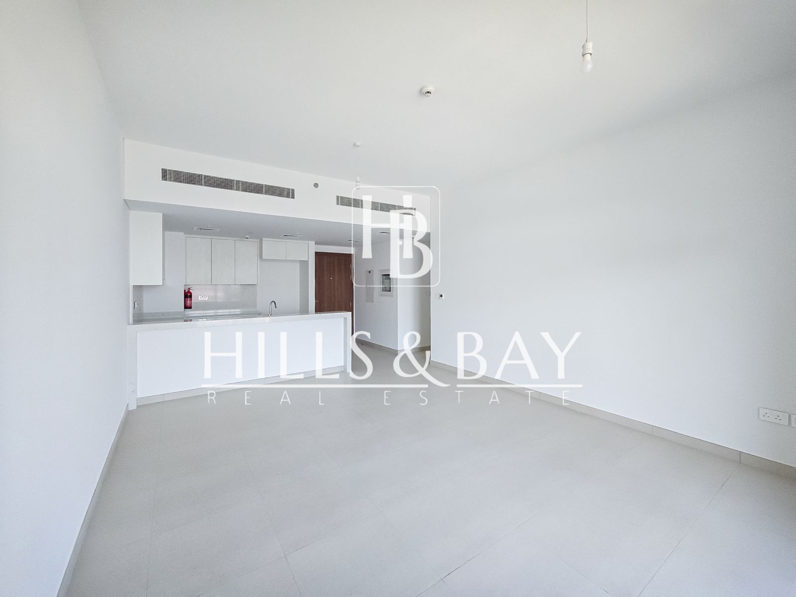 Nicely Upgraded Prime Location Going To Vacant