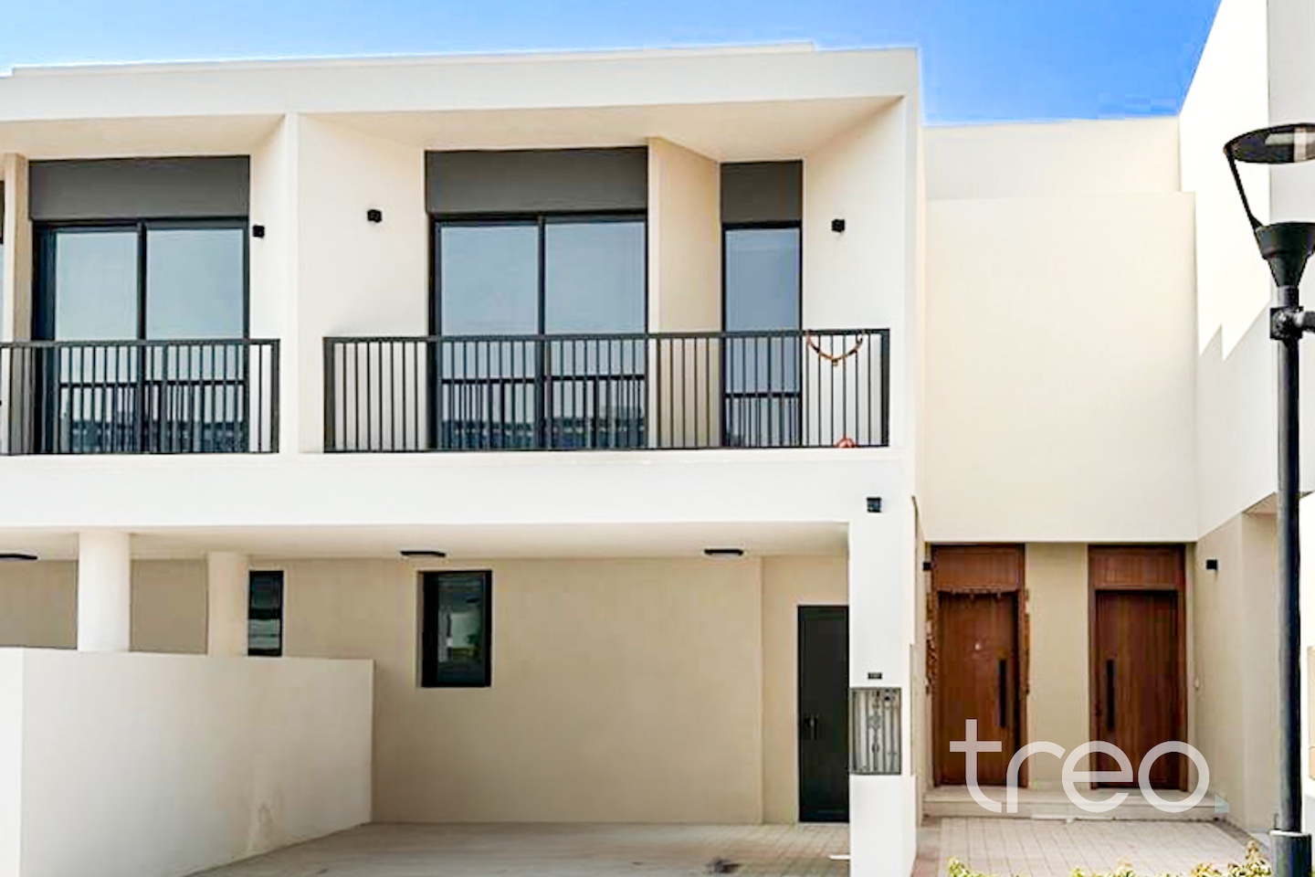 Contemporary Style | Vacant | Newly Built