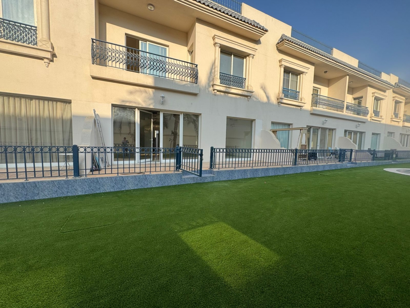 3BR VILLA | SHARED POOL & GYM | MIRDIF