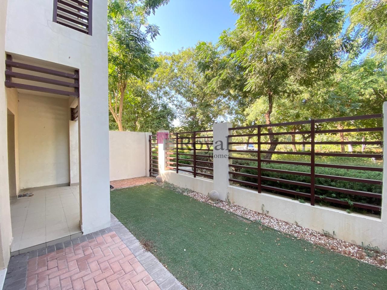 Corner Townhouse | Investor Deal | 2BR + Maid