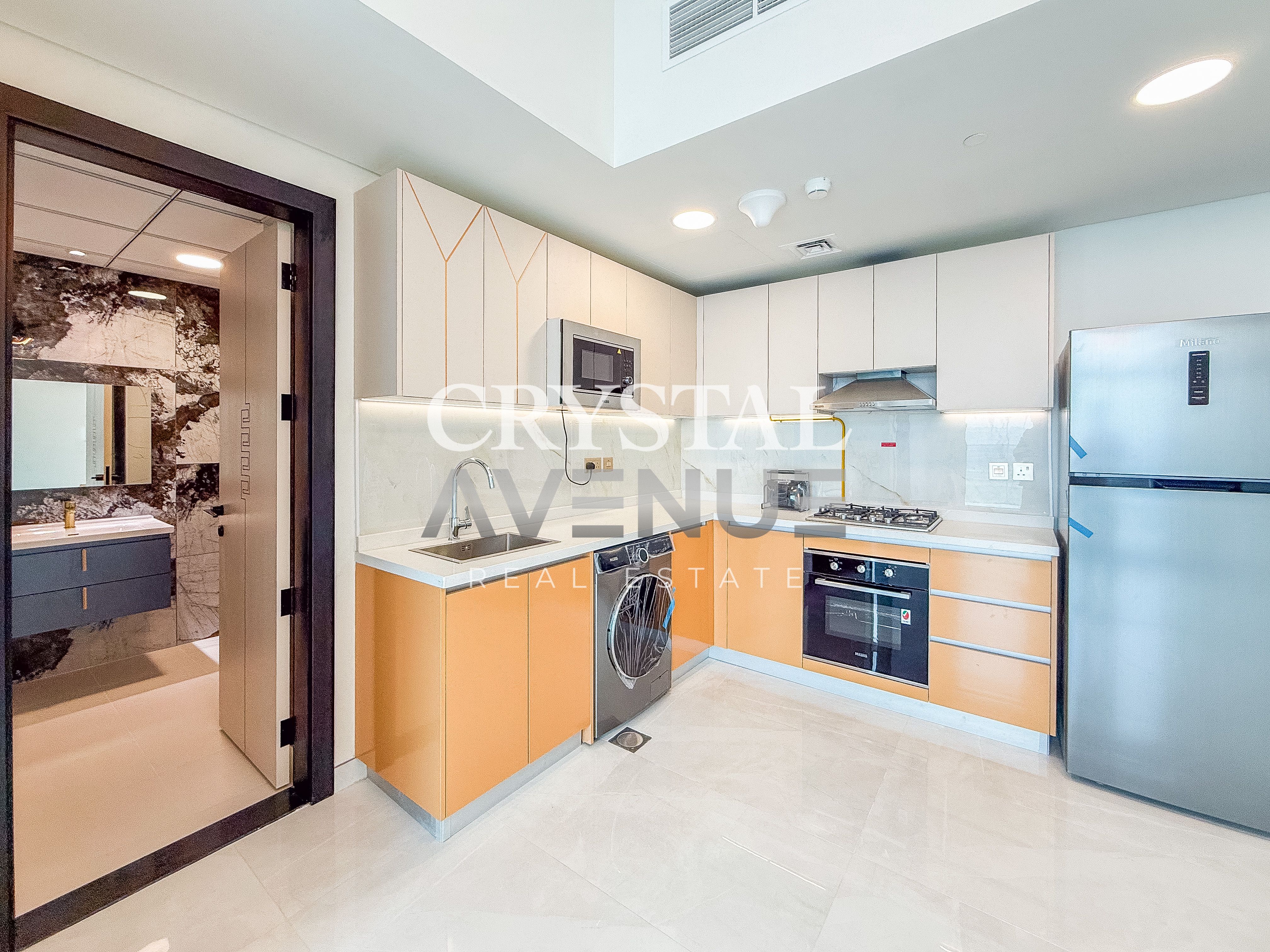 Modern 1 BR | Fitted Kitchen | Balcony | Investor Deal