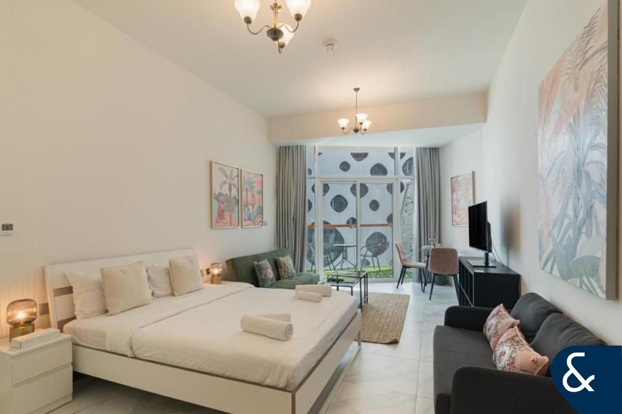 Burj Views | Modern Building | Canal Views