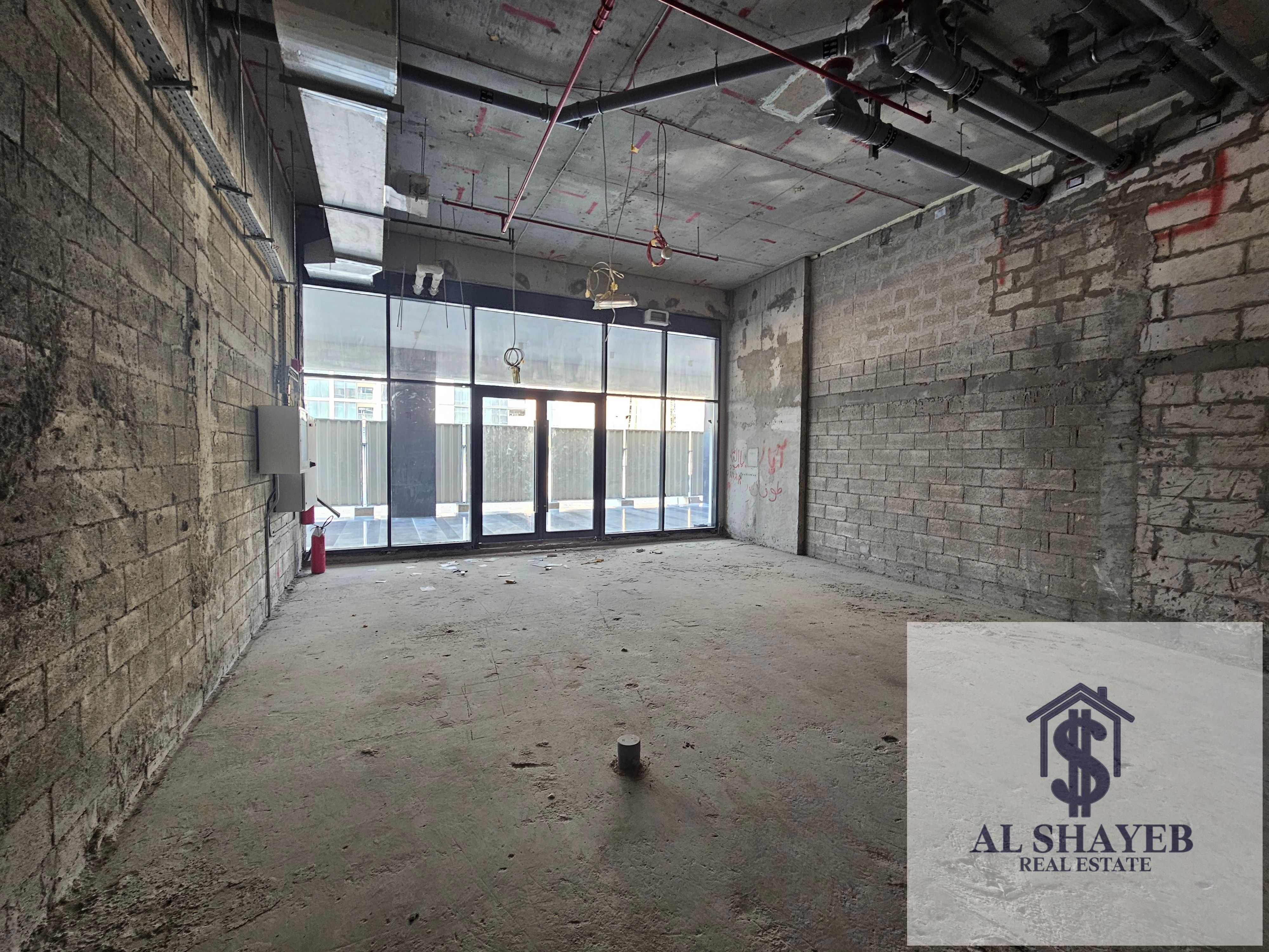 Retail Shop for Sale in Azizi Riviera 6 – Prime Lagoon View