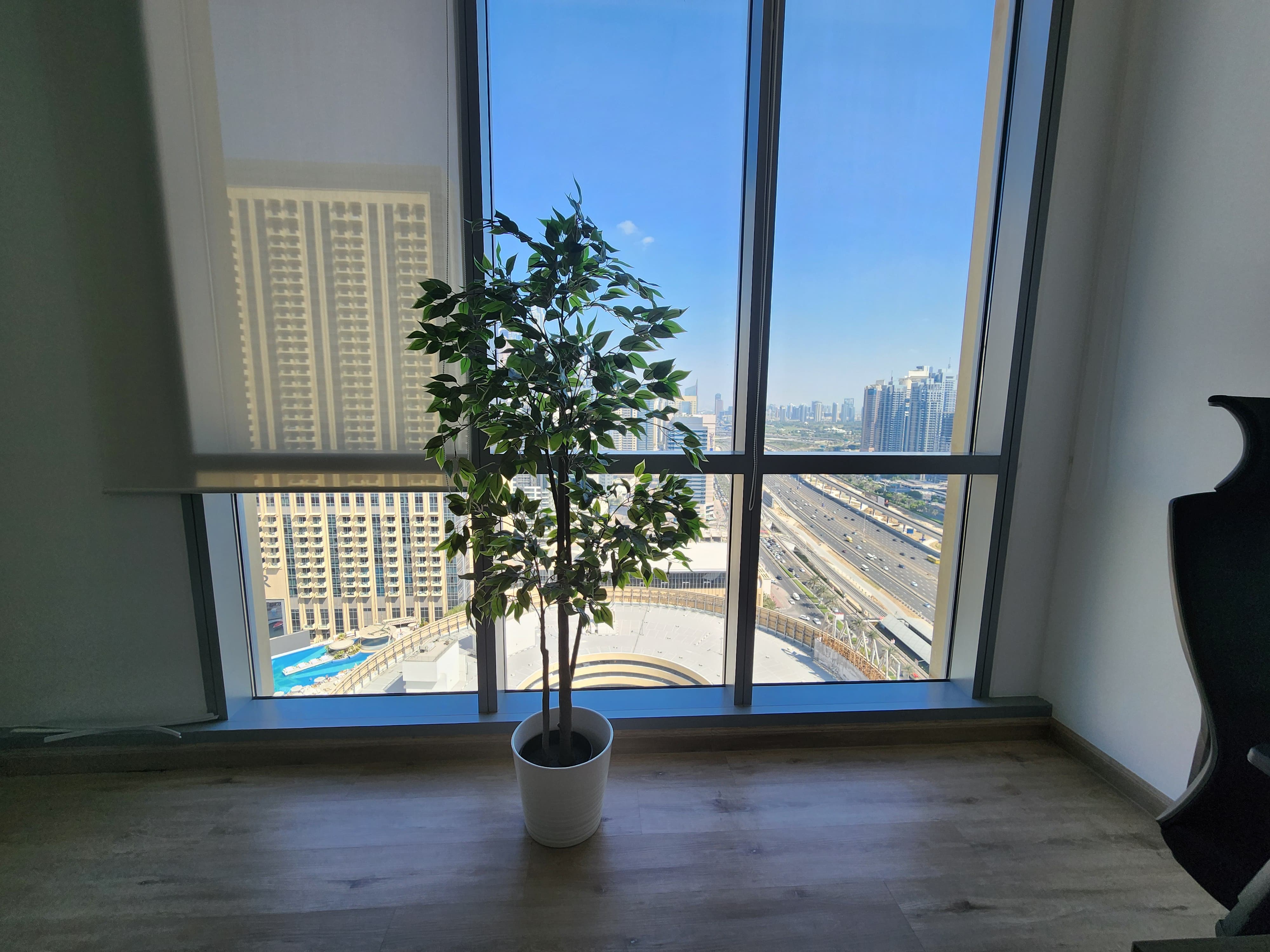 Office in Marina