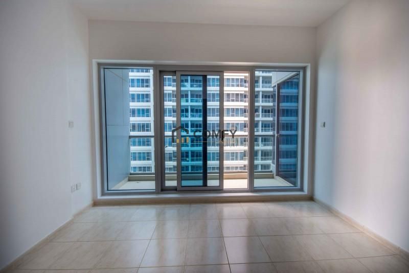 Lavish Large 1Bhk With Balcony In Best Price In Skycourts Tower