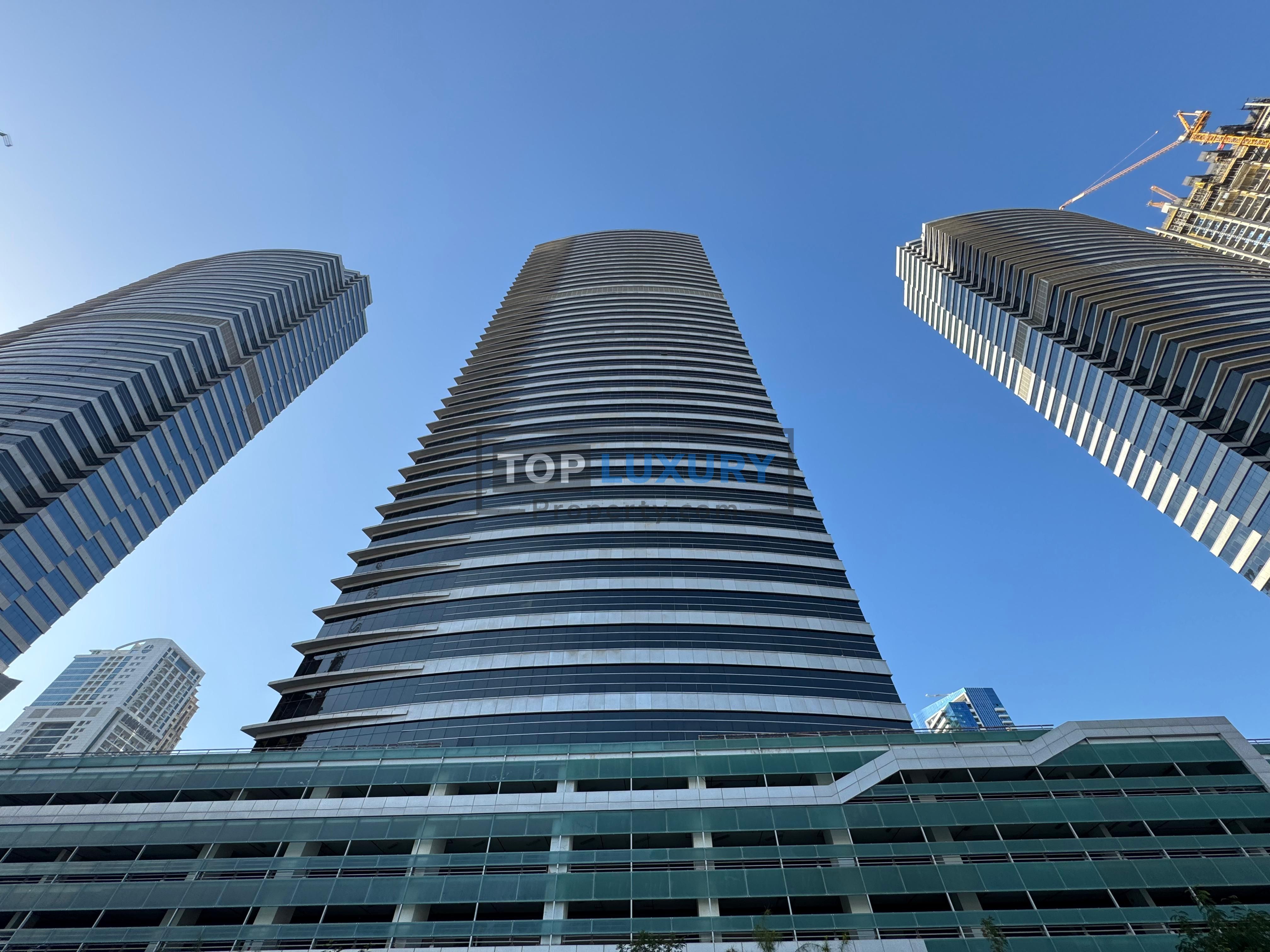NEAR TO METRO | HIGH FLOOR | COMMUNITY AND SKYLINE VIEW