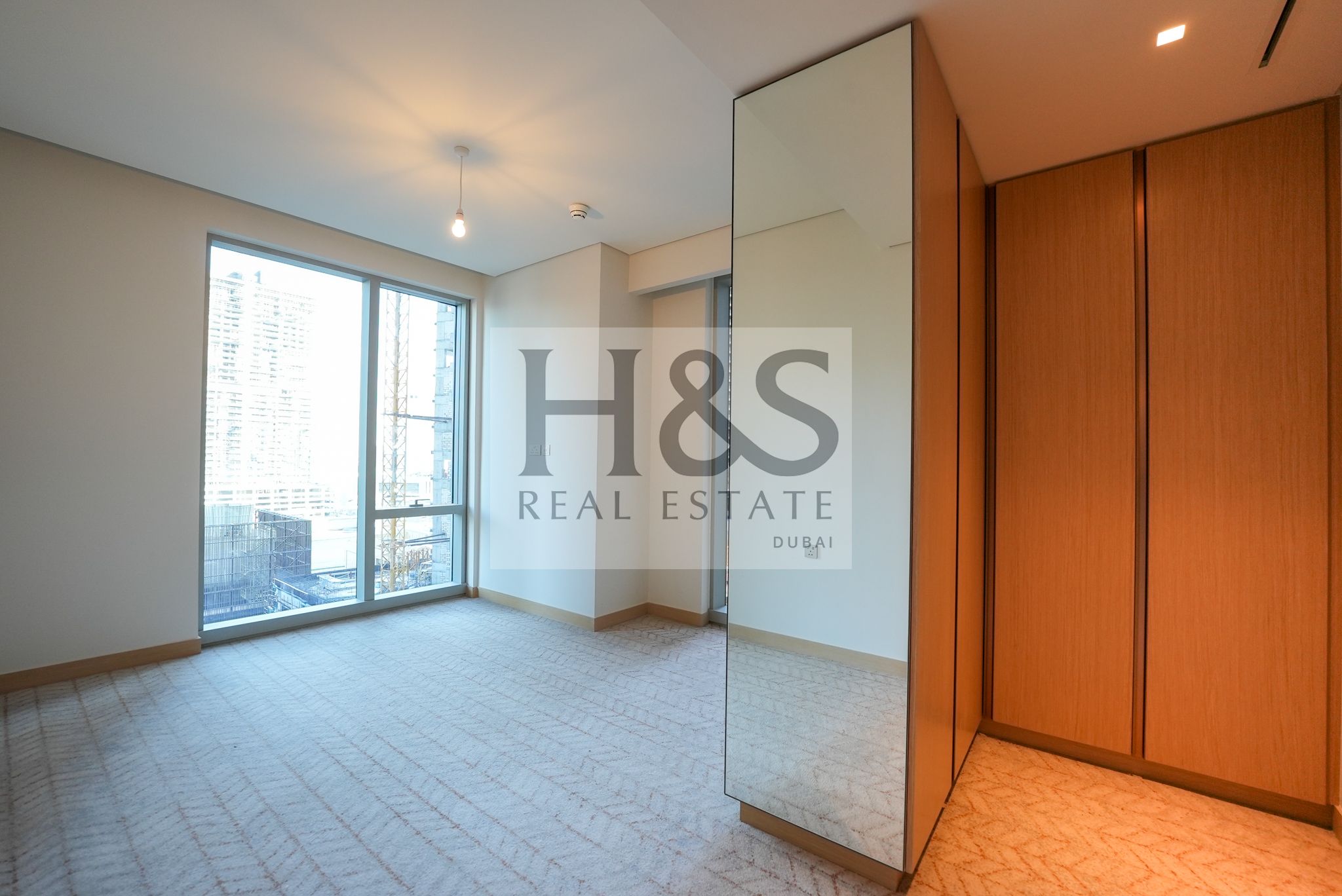 Vida Dubai Mall | High Floor | Direct Mall Access | Vacant