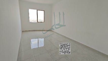 An ideal investment opportunity for living or rental in a strategic, fully serviced location.