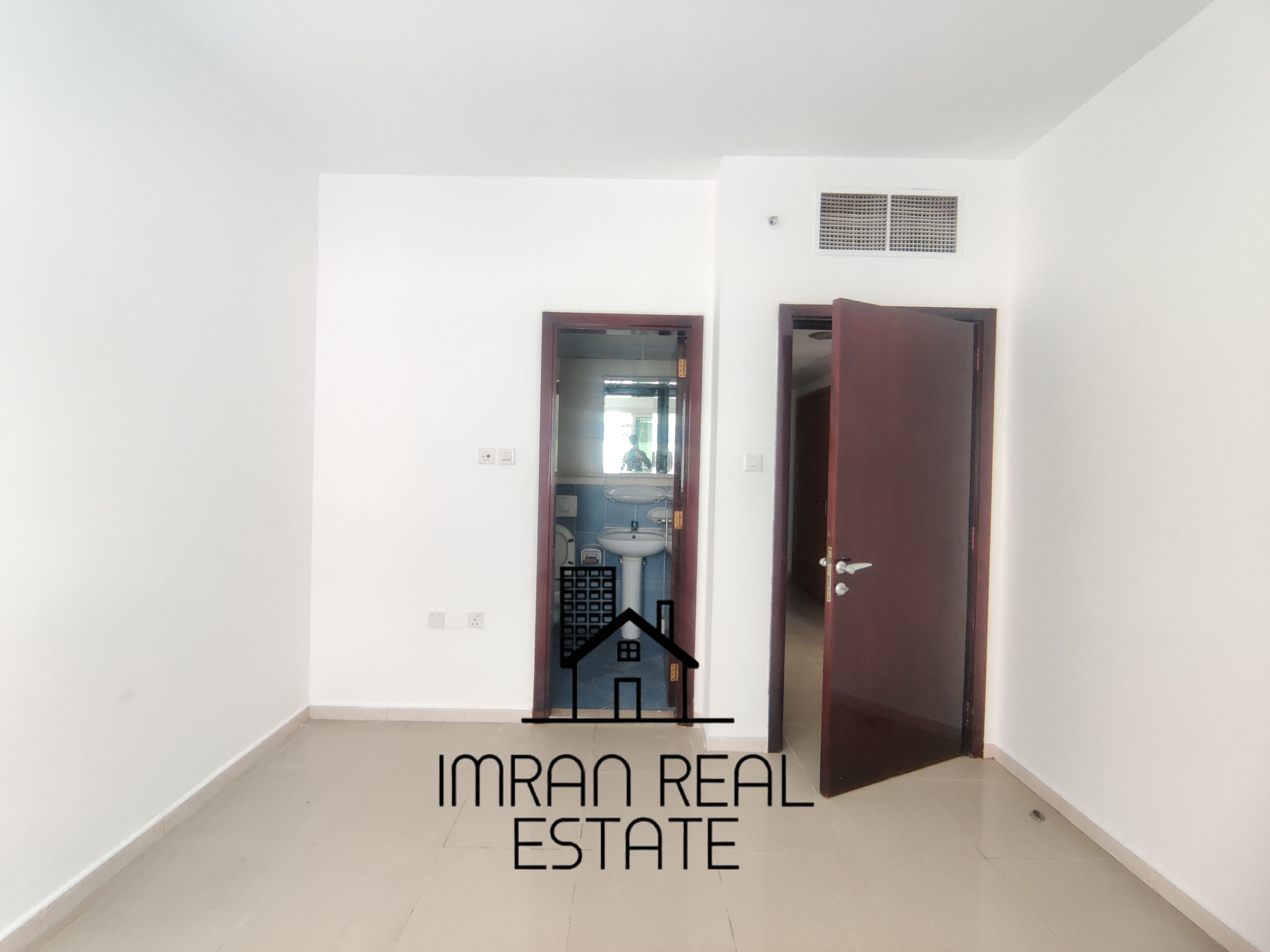 Spacious 1BHK Apartment | Balcony | Built-in Wardrobes | Family-Only Building