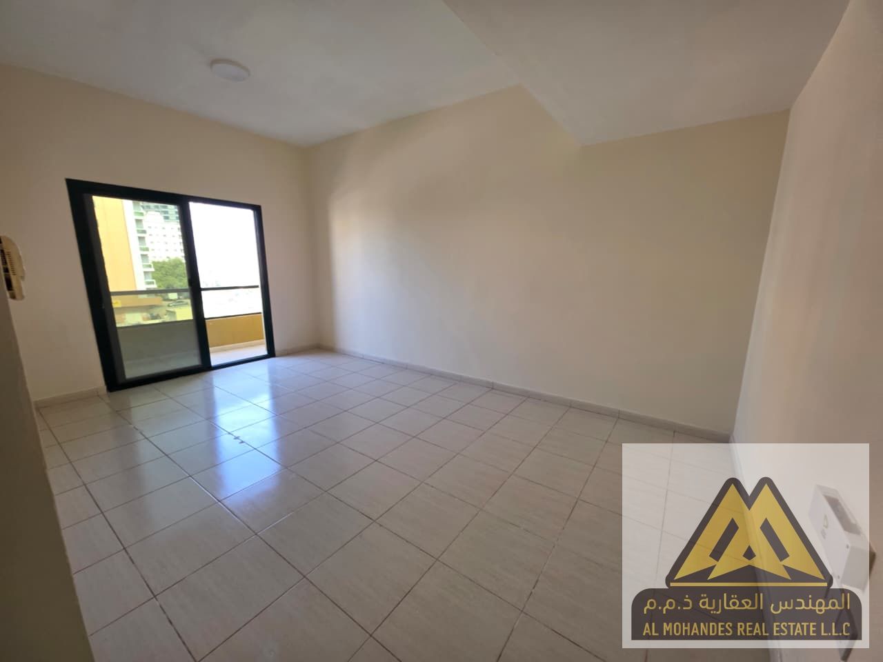 1-Bedroom apartment for rent in Al Rashidiya – family-only, modern finishing, fully equipped kitchen, near schools, malls, Falcon Towers, AED 31,000y